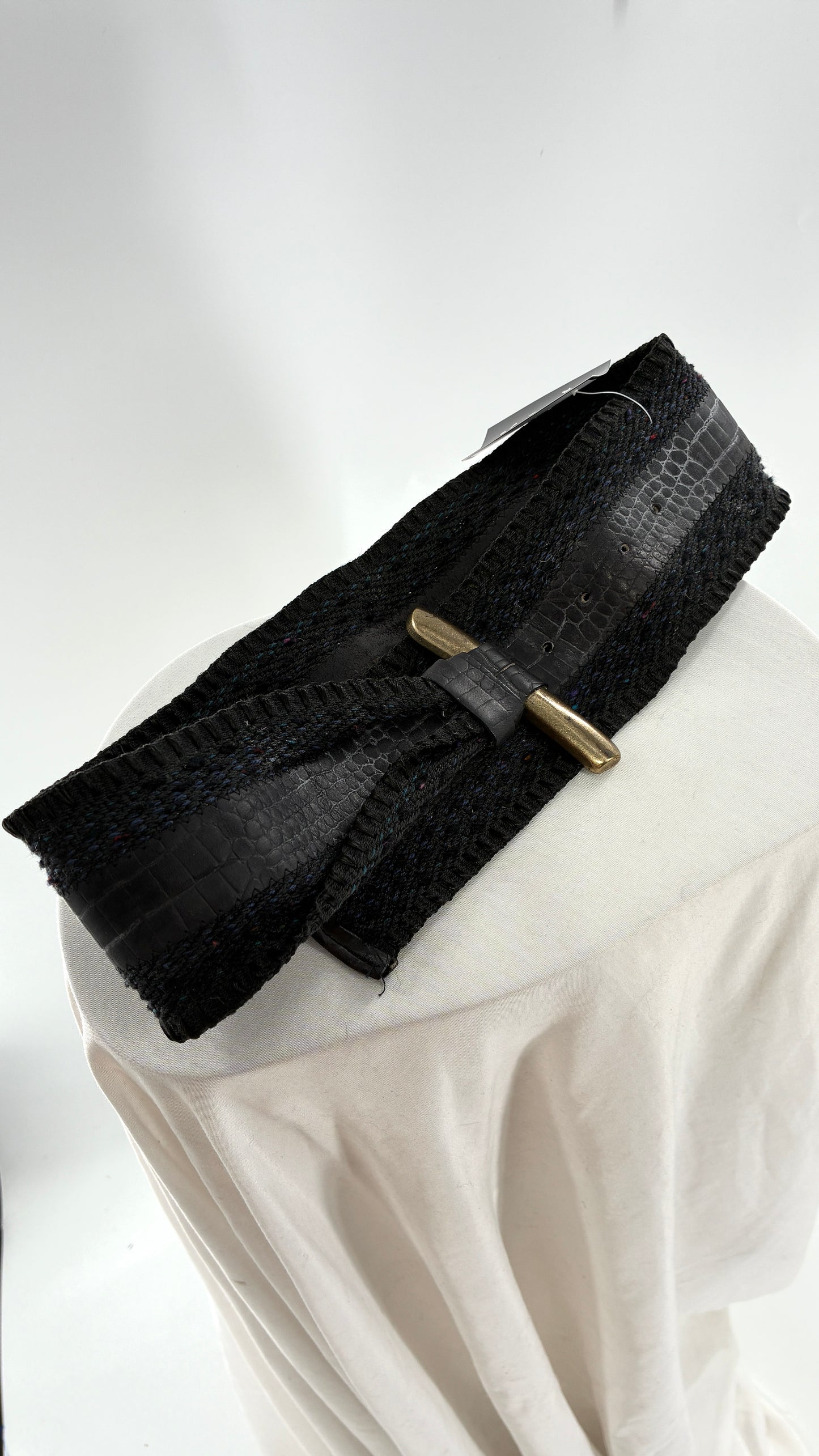 Vintage Leather Shop Belt with Bronze Buckle and Knit Details (Small)