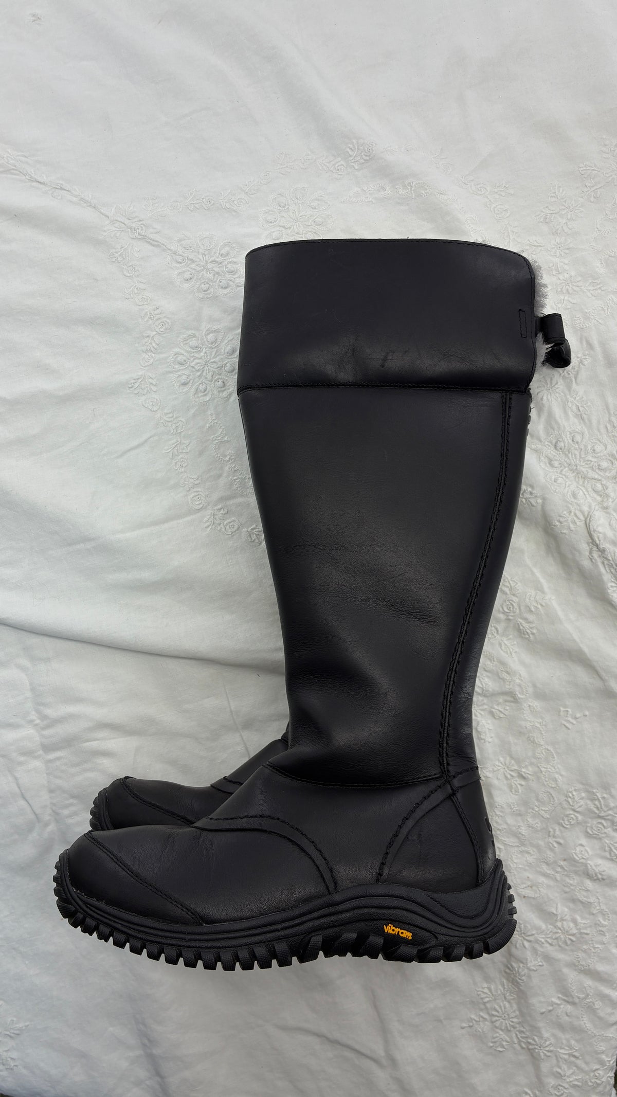 Vintage UGG Miko Thick Industrial Leather Chunky Boot (8)