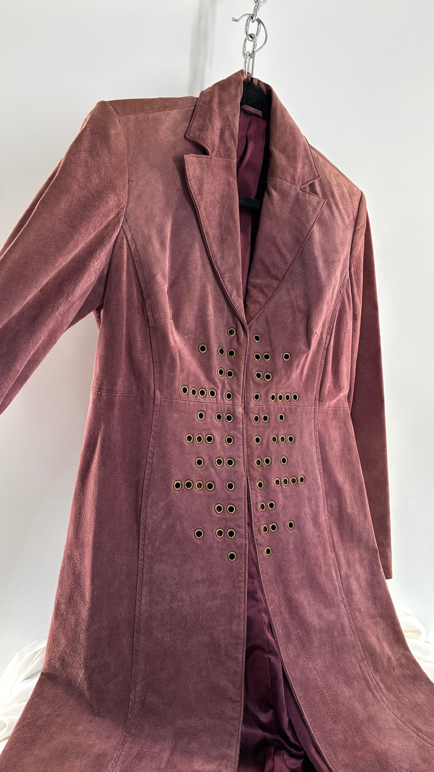 Vintage BANDOLINO Genuine Suede Dusty Mauve Coat with Gold Grommet Detailing (Small)