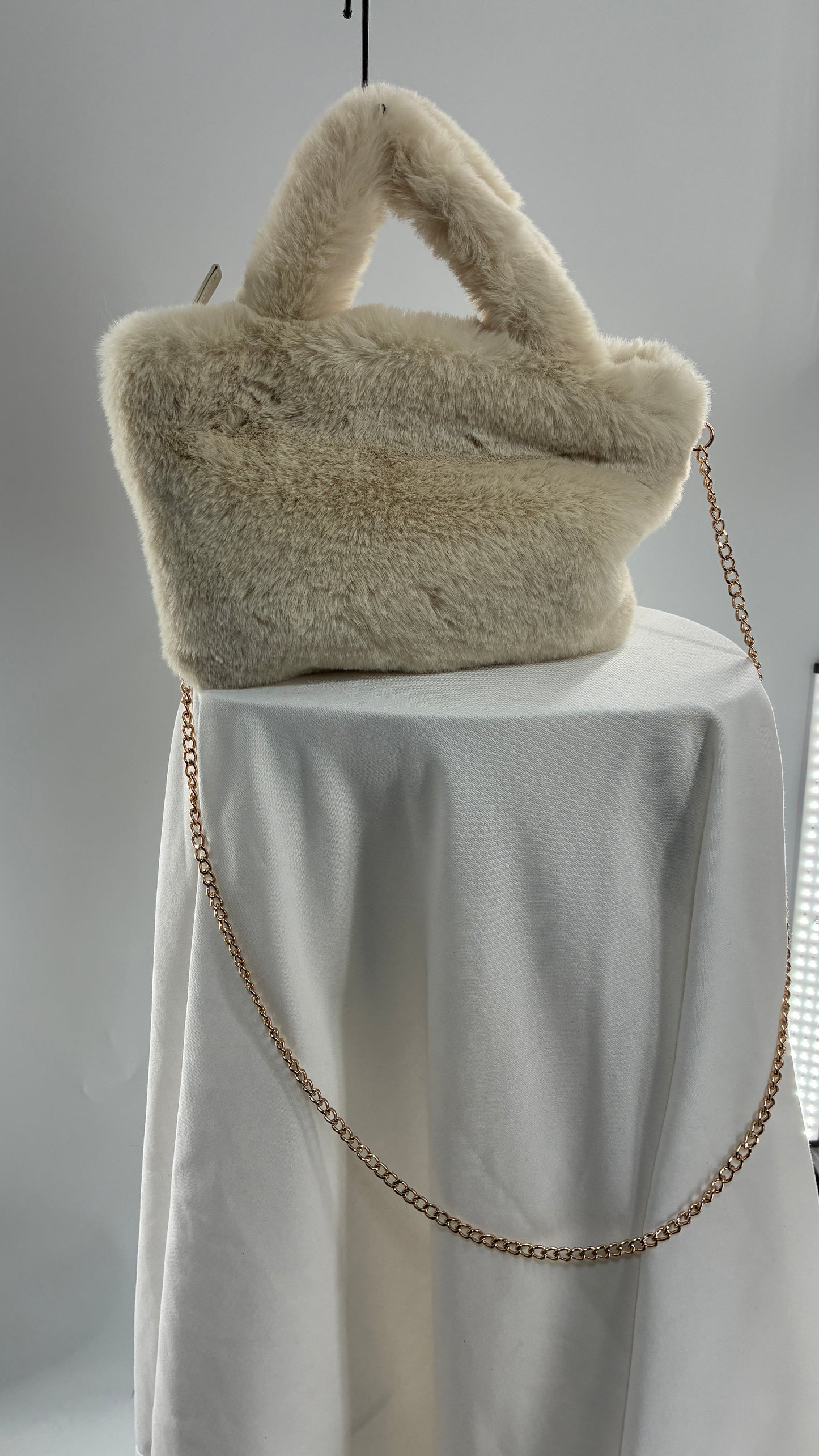 Vintage Fluffy Furry Bucket Bag with Gold Chain