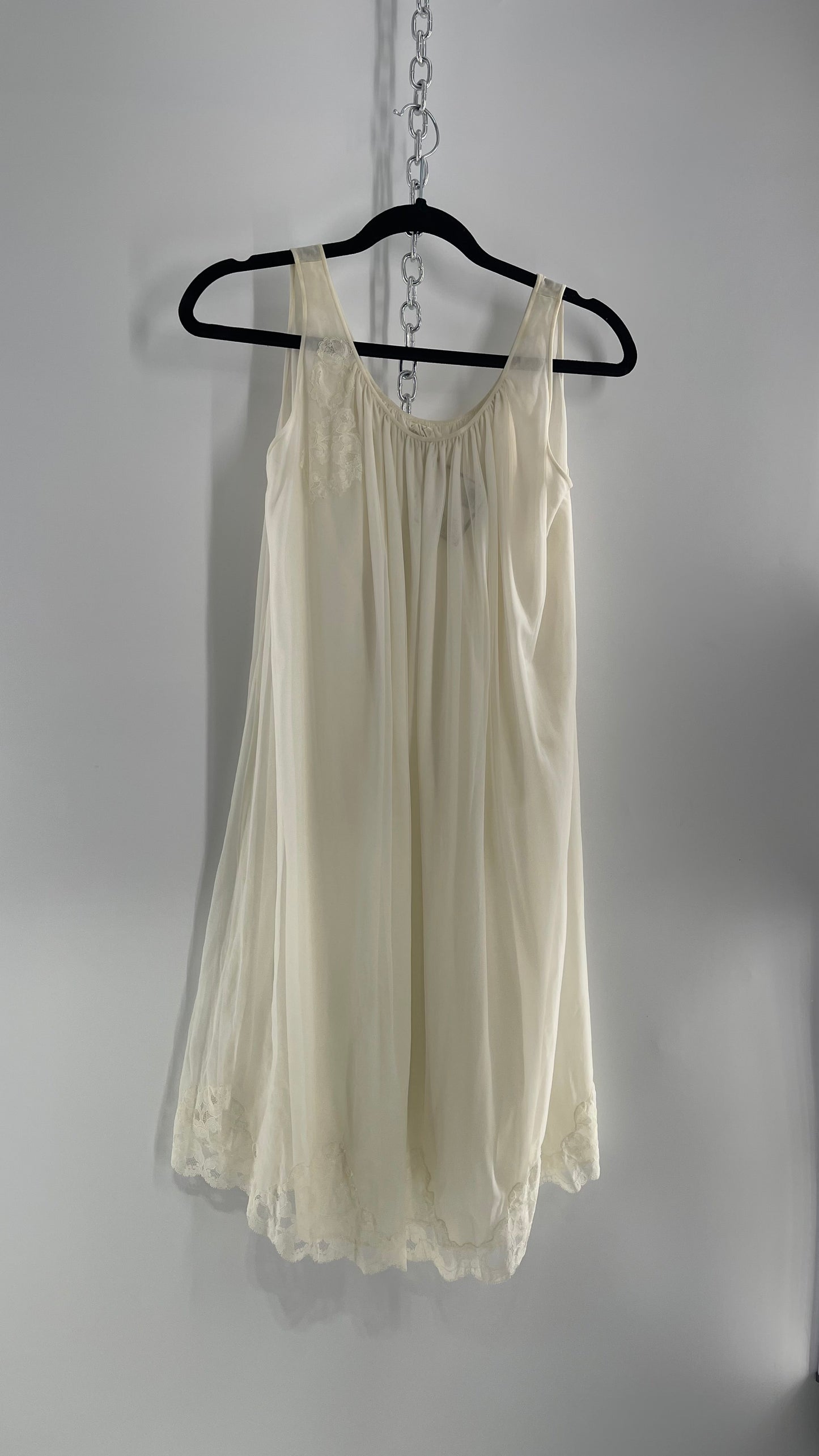 Vintage Leonora Off White Camisole Slip Nightgown Dress with Lace Trim and Decal Detail (Small)