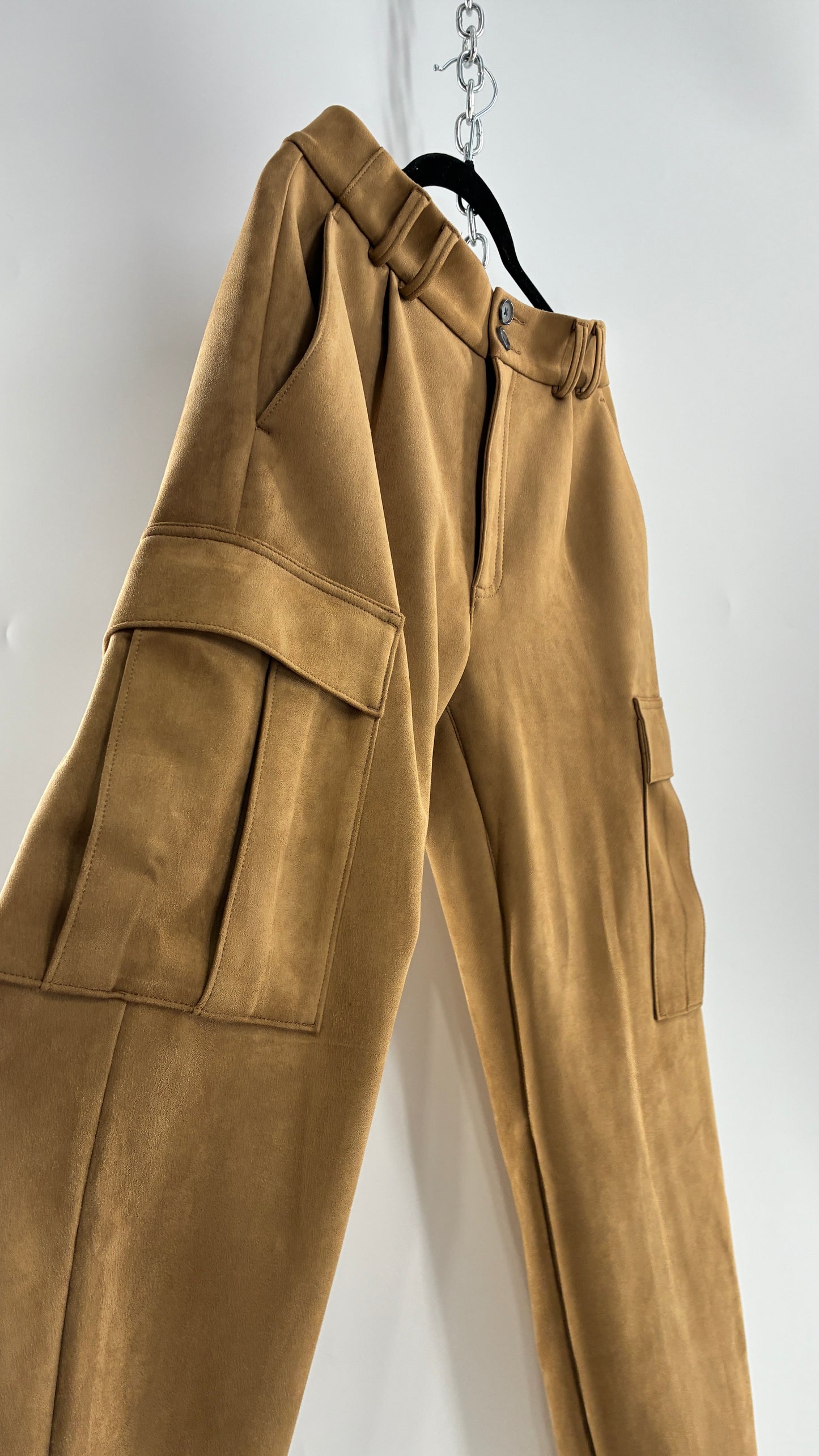 BANANA REPUBLIC Ultra Thick Baggy Vegan Suede Comfy Cargos (4)