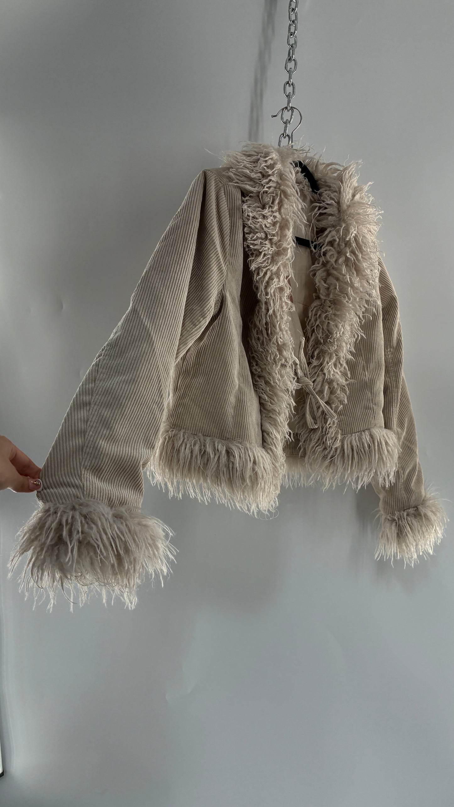 Love Tree Off White Corduroy Jacket with Faux Mongolian Trim Collar and Cuffs Tags Attached (Small)