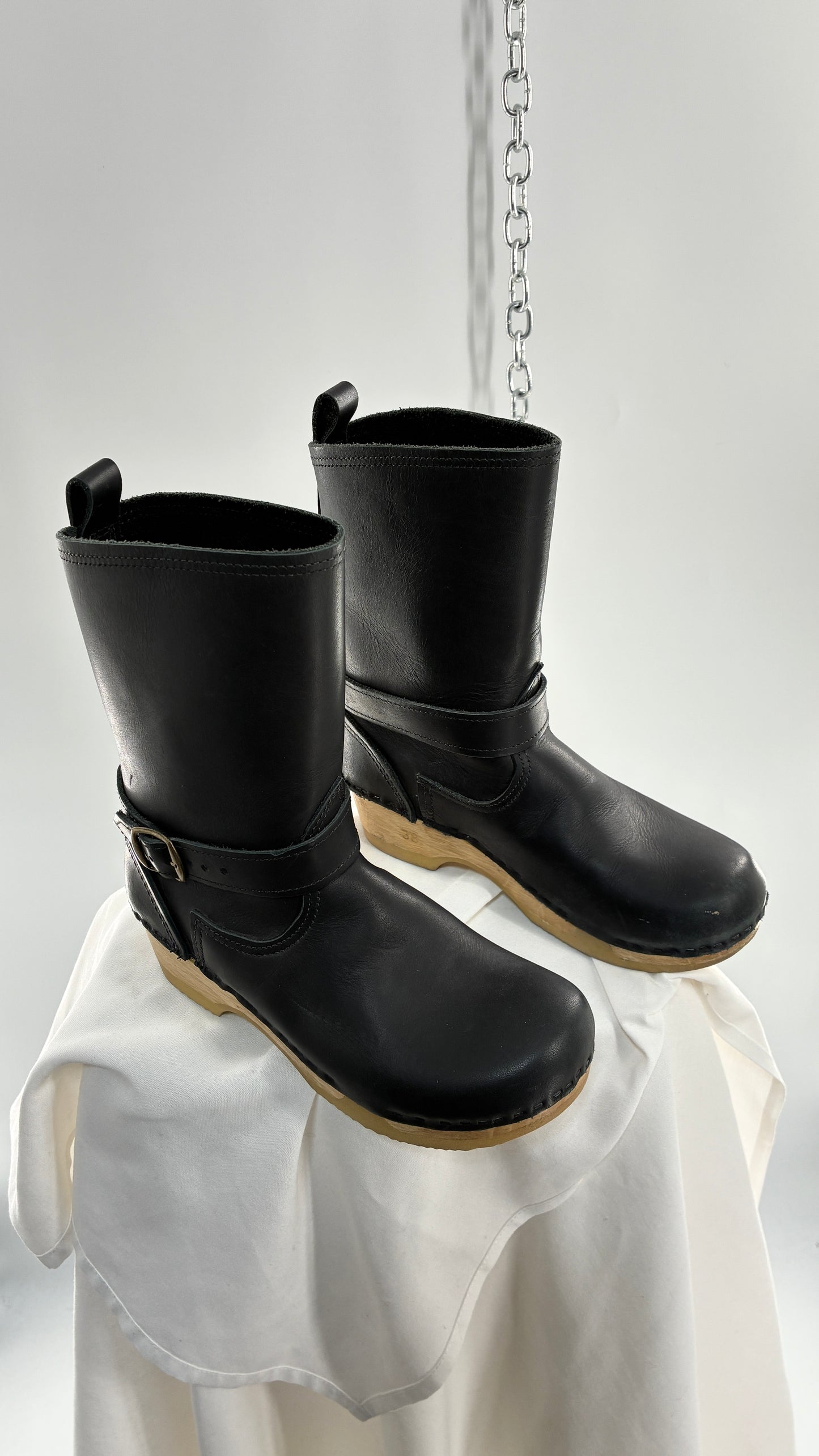 Vintage SVEN Swedish Thick Leather Black Clog Boots with Wooden Sole (38)