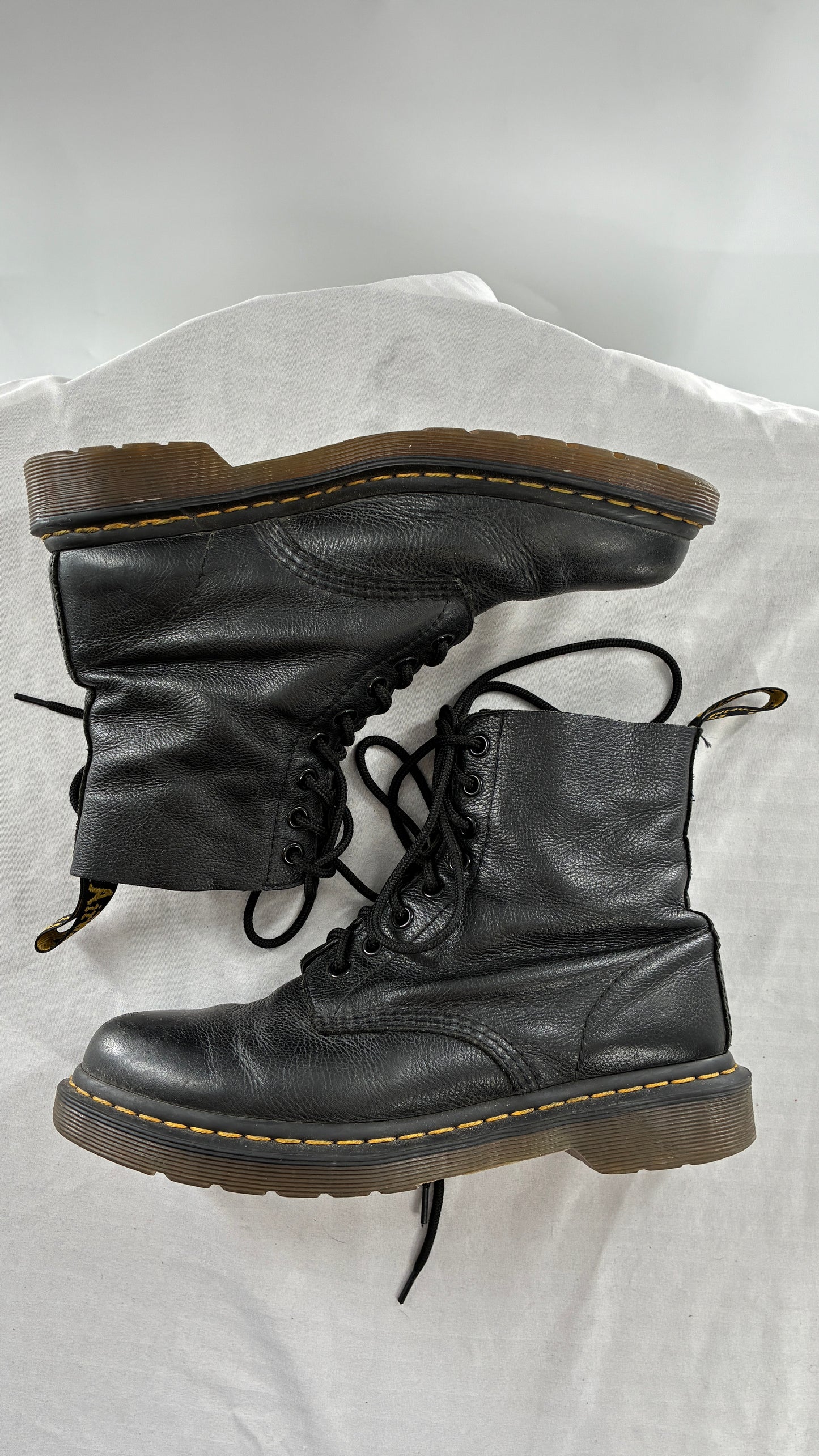 Vintage Dr. Martens 1460 Pascal Virginia Soft Leather Black Boots (8L)