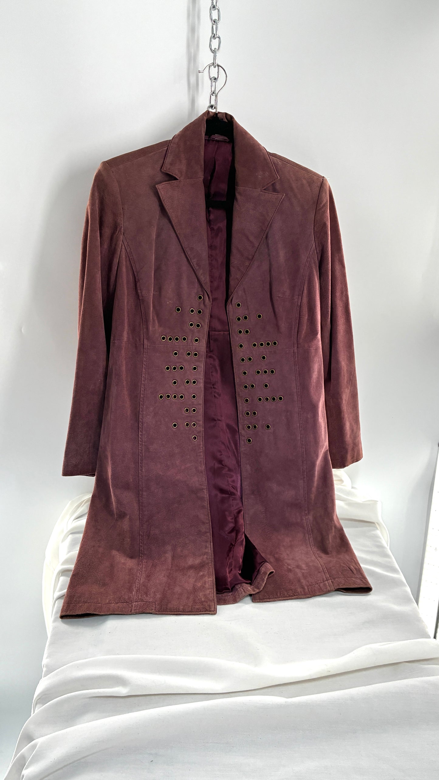 Vintage BANDOLINO Genuine Suede Dusty Mauve Coat with Gold Grommet Detailing (Small)