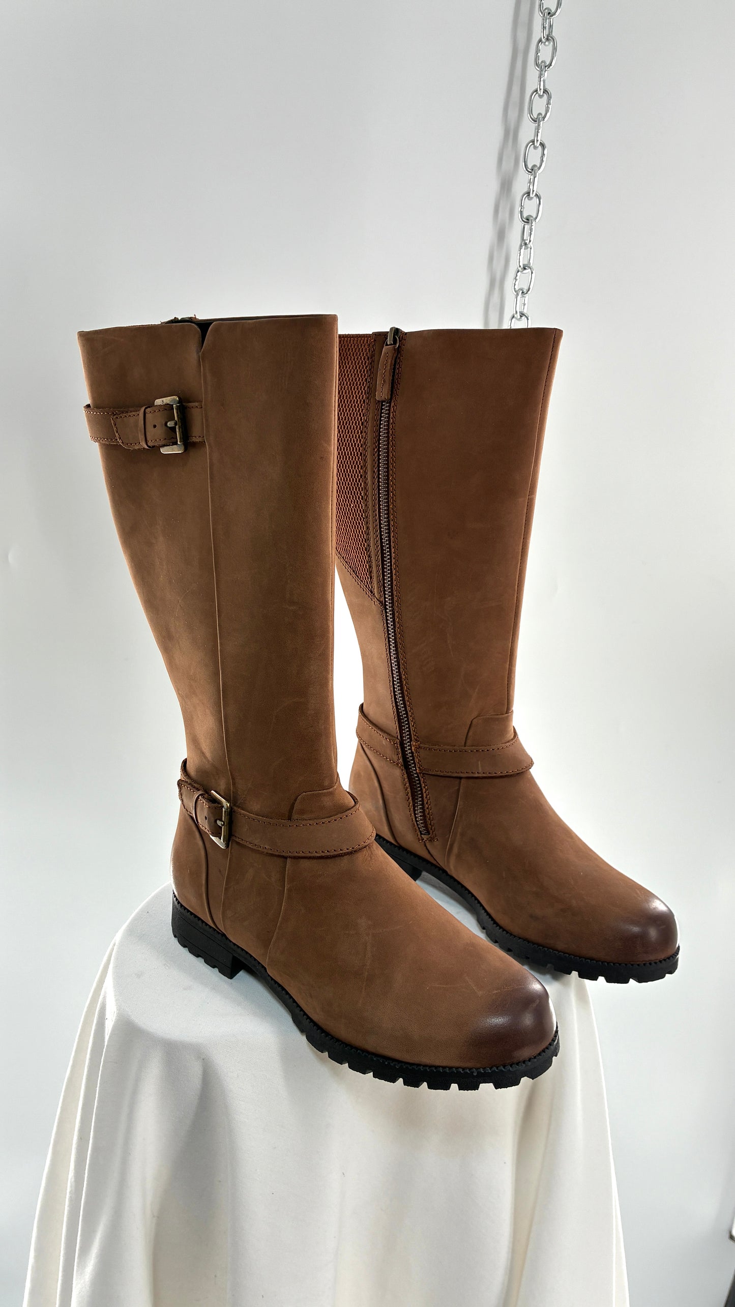 Deadstock Vintage HOTTER Belle Genuine Thick Leather Waxed Boots with Polished Toe Box and Heel (9)