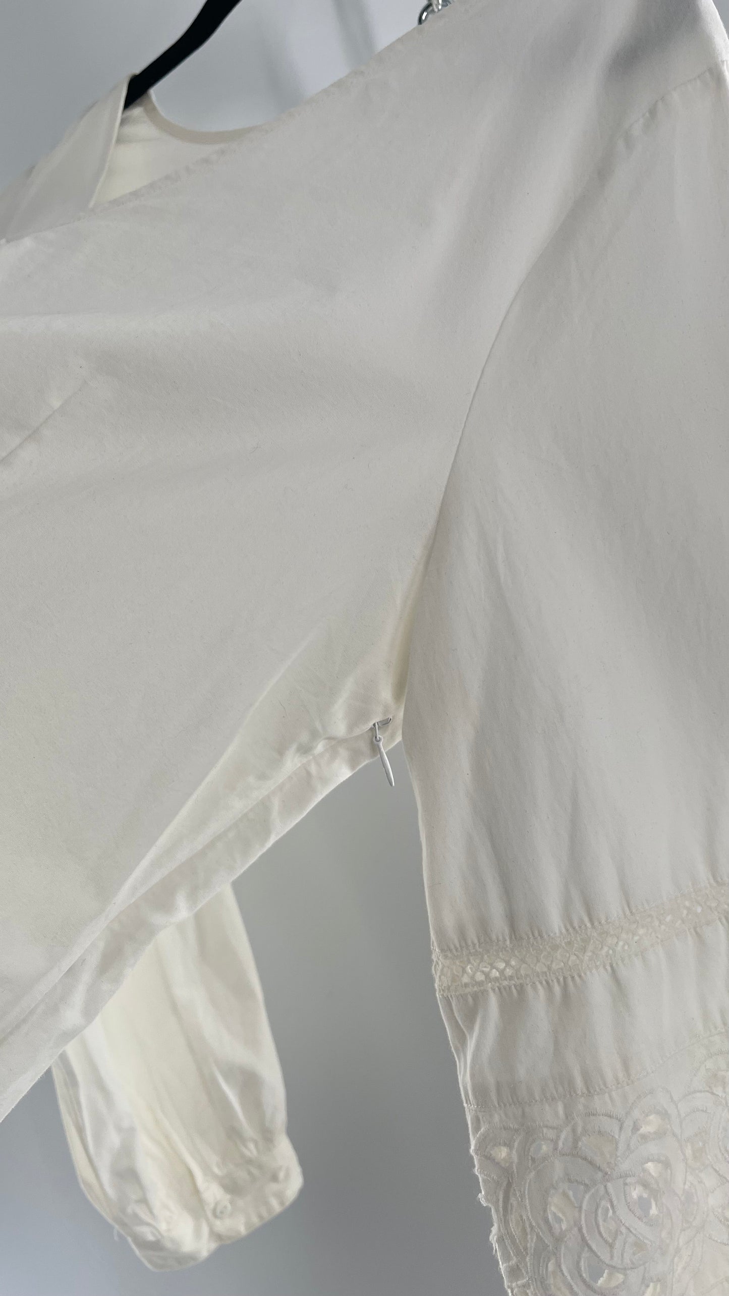 Maeve Anthropologie White 100% Cotton Blouse with Balloon Sleeves, Eyelet Lace, and Armpit Zipper (12)