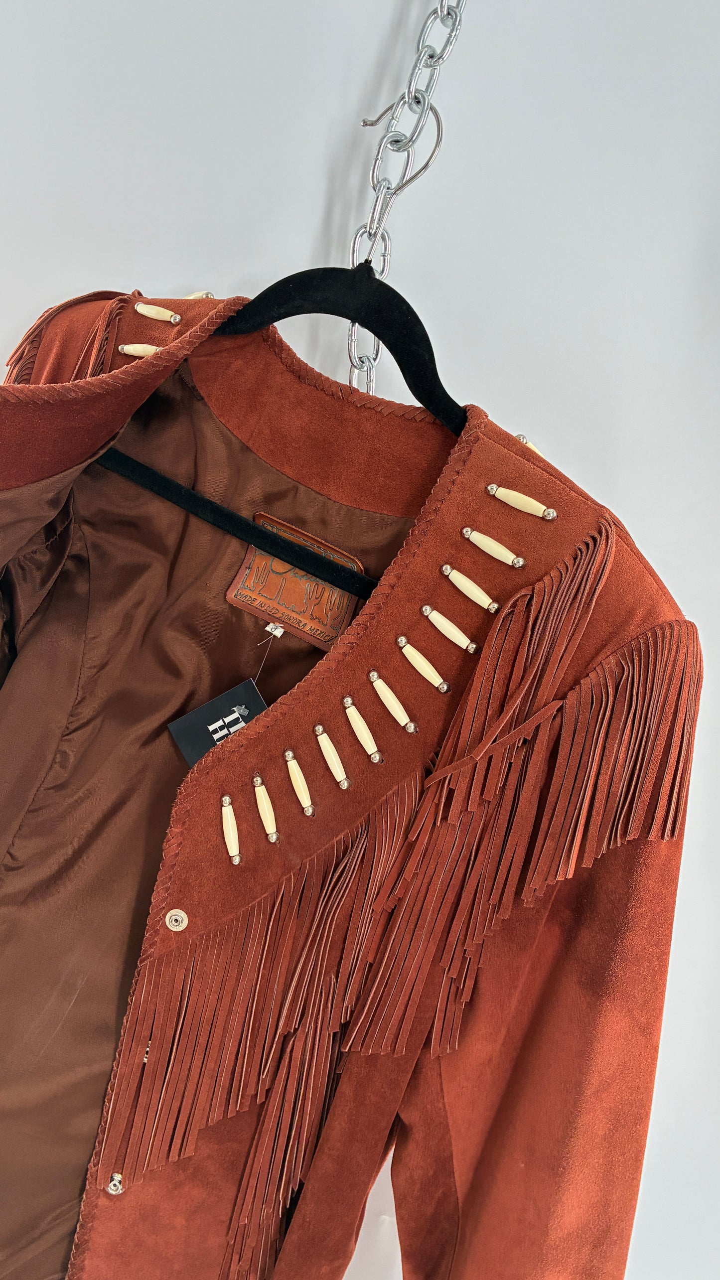 Vintage 1970s Suede Made in Old Senora Mexico Rust Thick Heavy Duty Suede Leather Jacket with Pointed Hemline, Beaded Details and Fringe Design (8)