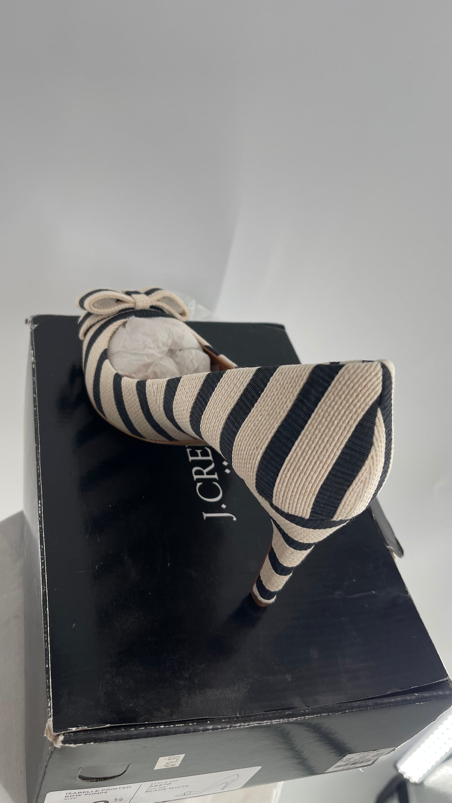 JCREW Cloth Off White and Blue Striped Bow Front Heel (9.5)