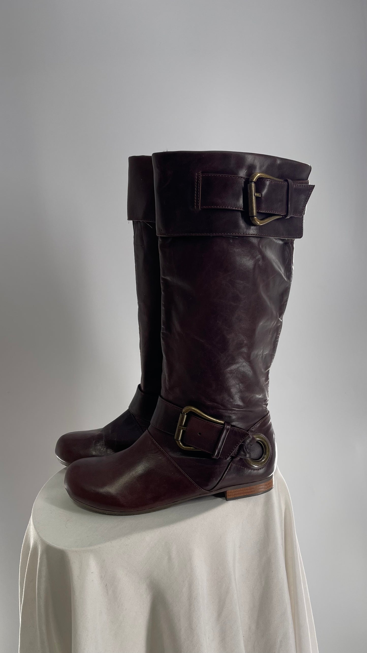 Vintage ALDO Leather Round Toe Buckle Side Boots w (37)