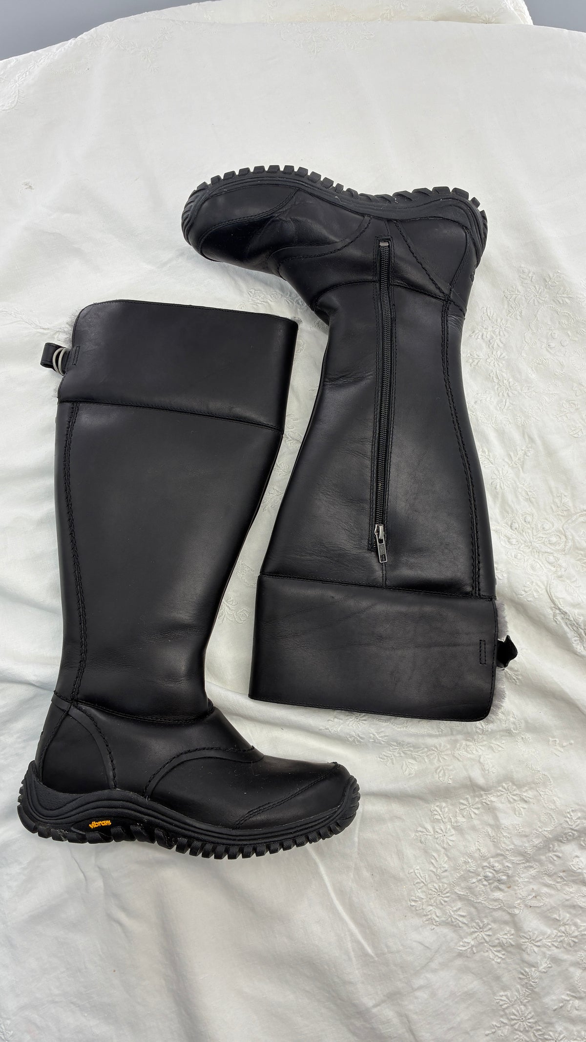 Vintage UGG Miko Thick Industrial Leather Chunky Boot (8)