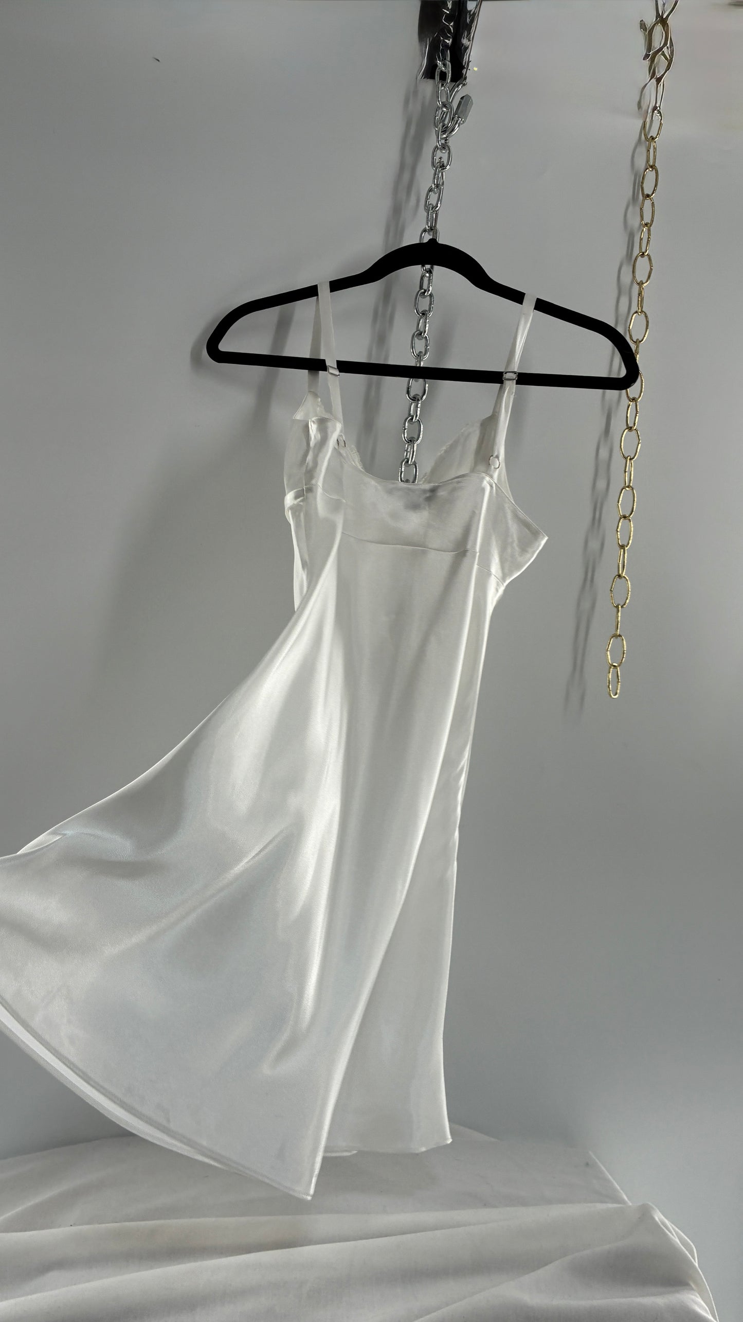 Vintage JONES NEW YORK White Slip Mini Dress (Small)