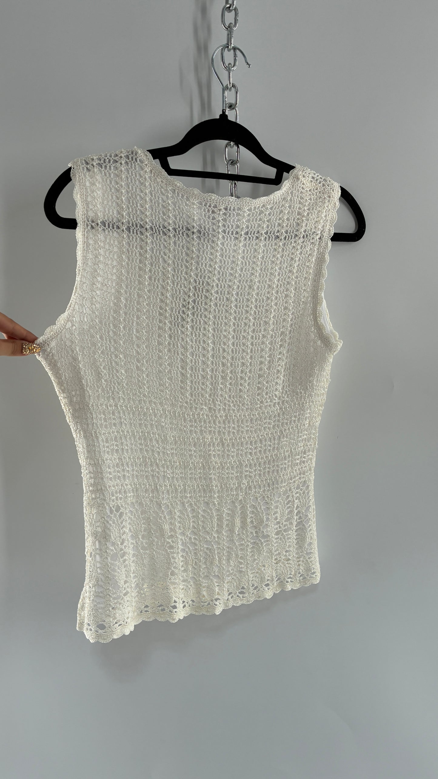 Deadstock Vintage TALBOTS White Crochet Sleeveless Top (Medium)