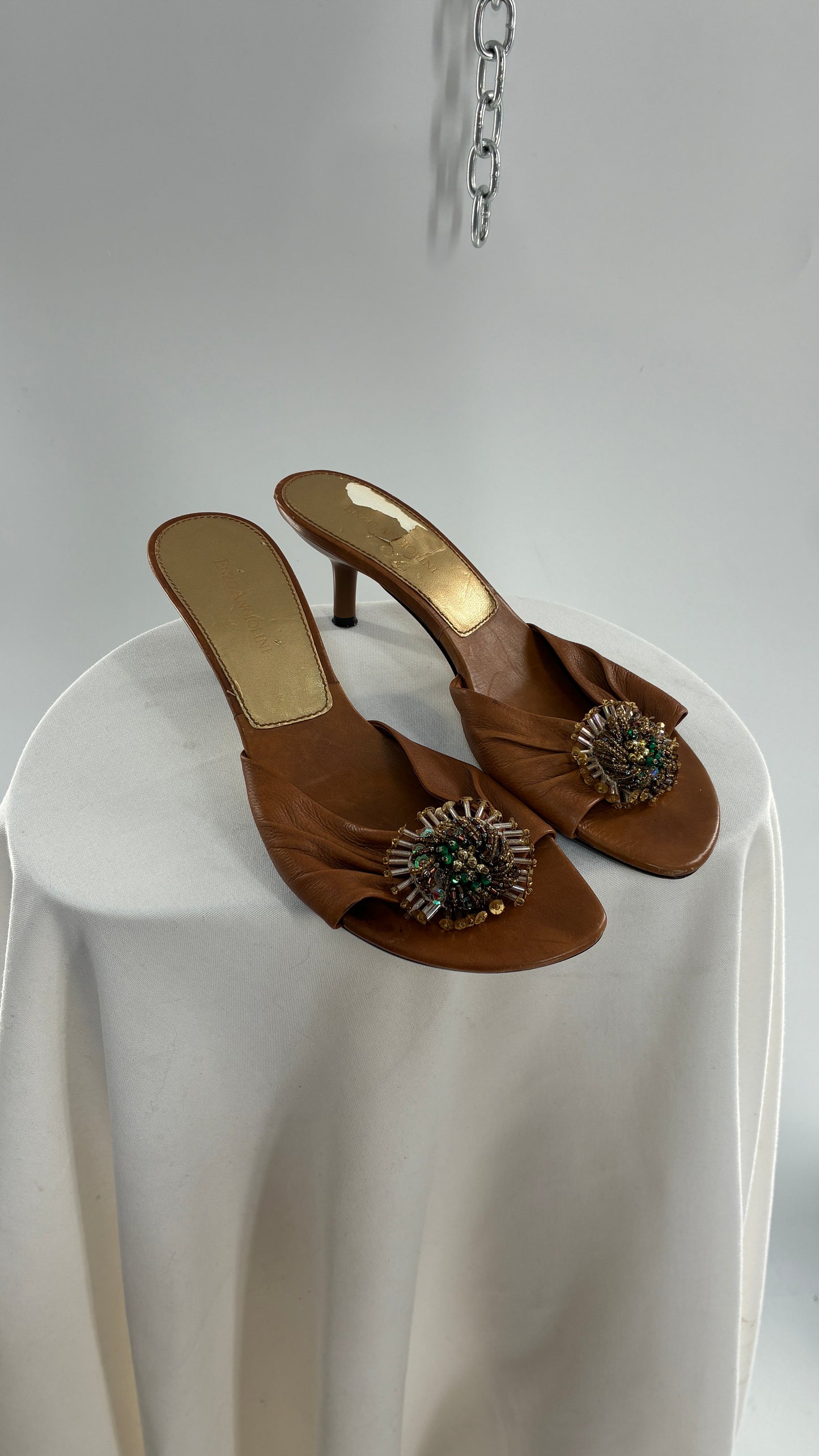 Vintage ENZO ANGIOLINI Brown Leather Kitten Heel Sandal with Beaded Details (7.5)