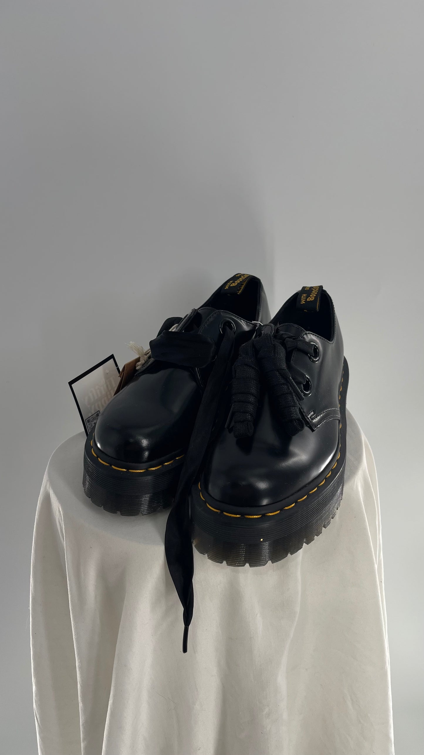 Dr.Martens  Black Patent Leather Holly Platform Oxford(8)