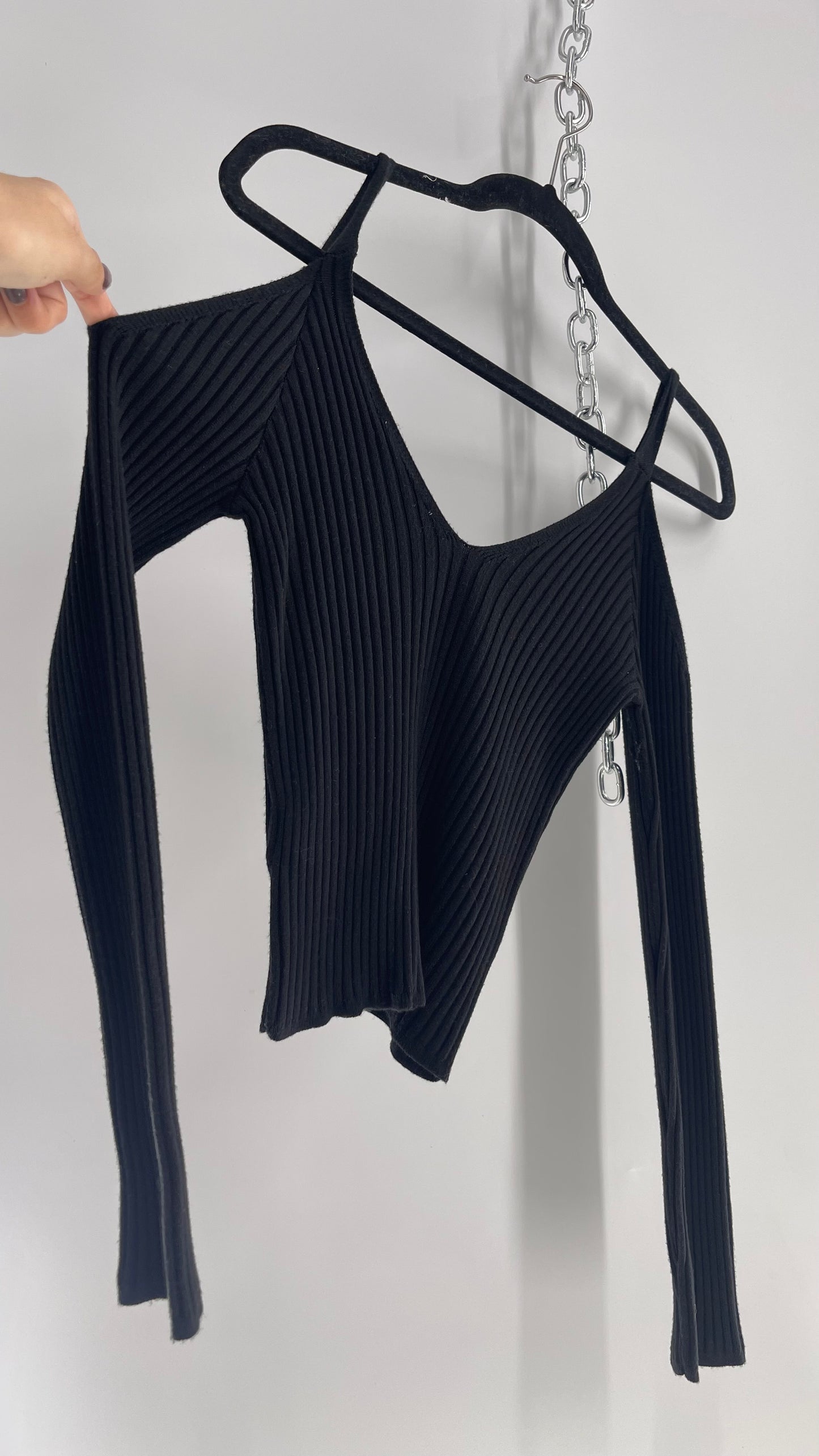 Urban Outfitters Black Ribbed cold shoulder (S)