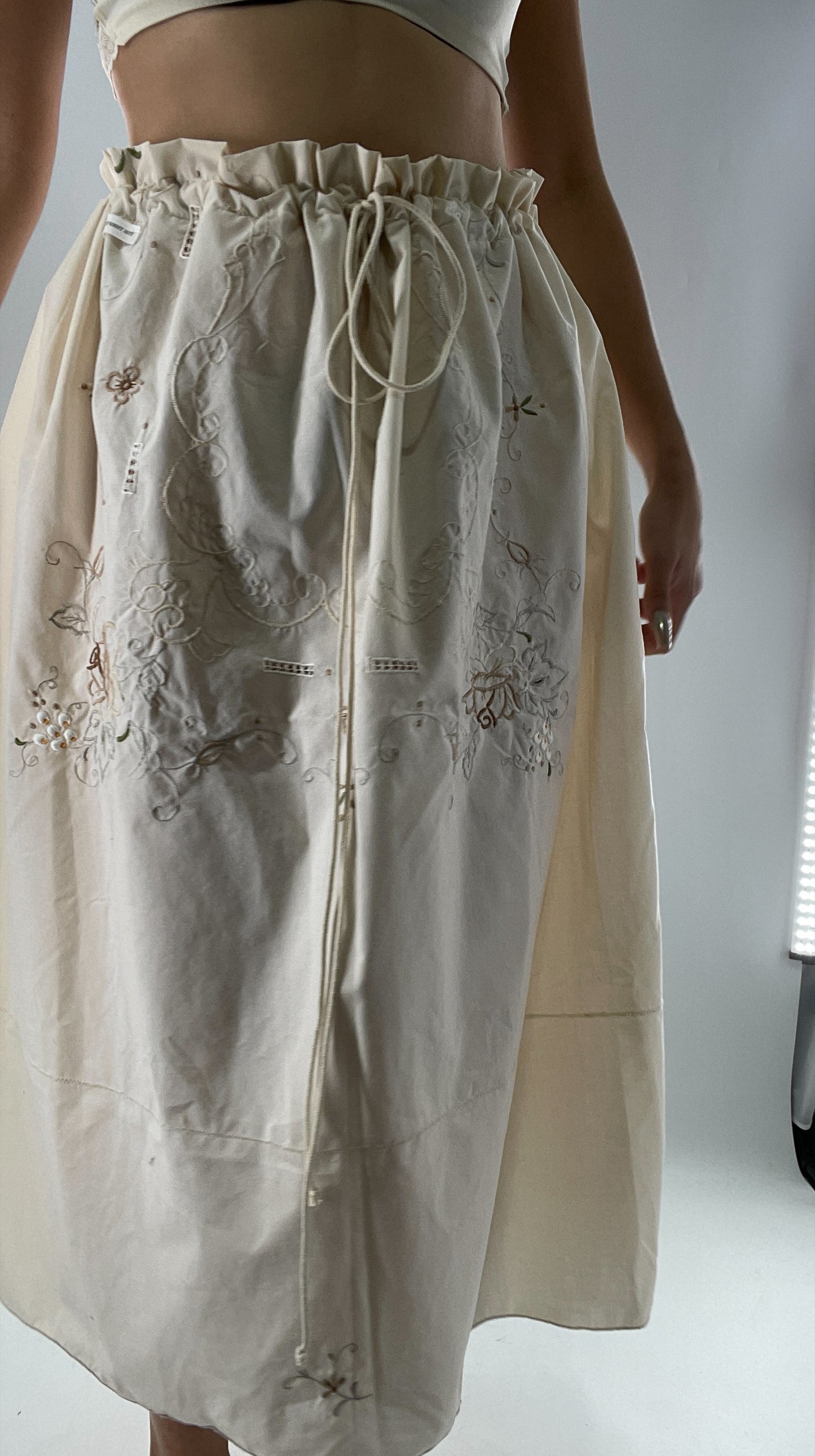 Custom Handmade Vintage Embroidered Off White Soirée Skirt (One Size)