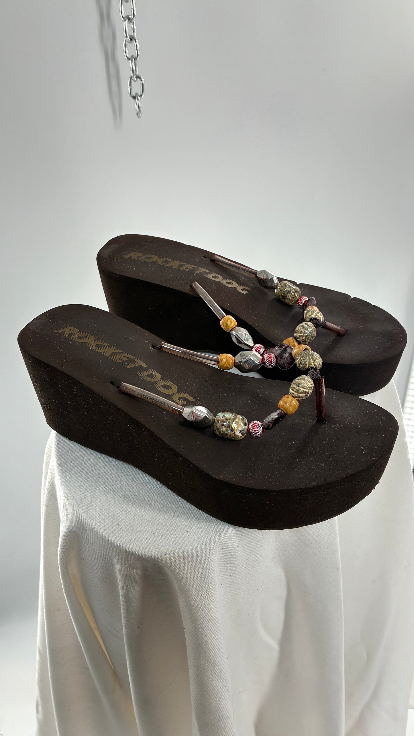 Vintage ROCKET DOG Brown Platform Sandals with Heavily Beaded Strap (9)