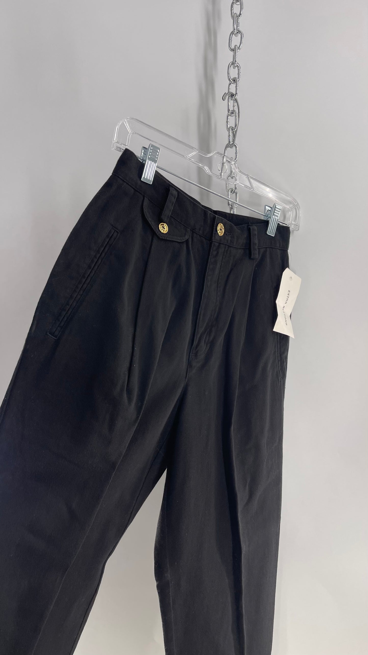 Deadstock Vintage Lizwear 1980s High Waist Black Pant with Pleats, Coin Pocket and Gold Hardware (8)