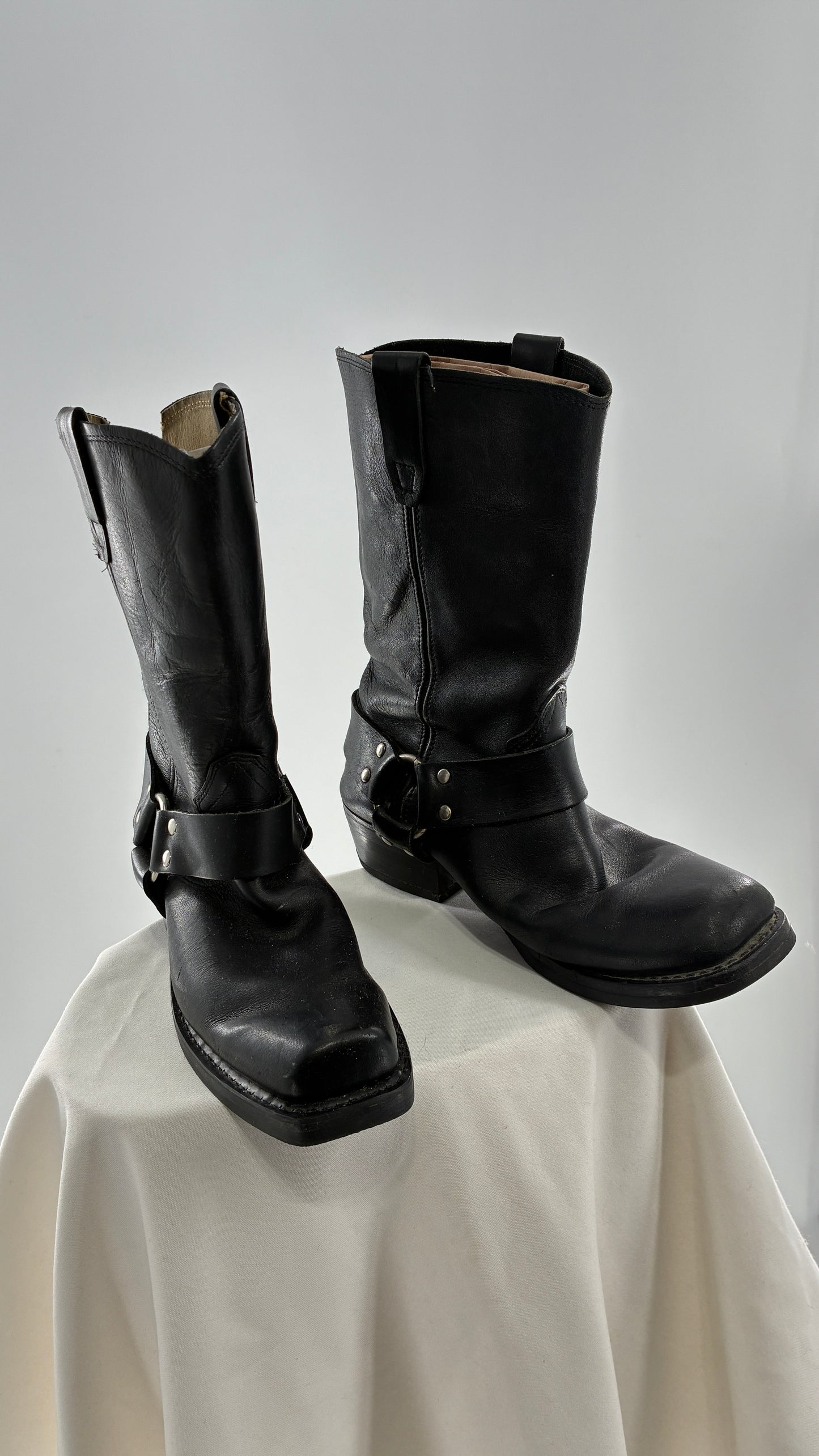 Vintage Mismatched Black Heavy Duty Leather Motorcycle Boots (8,9?)