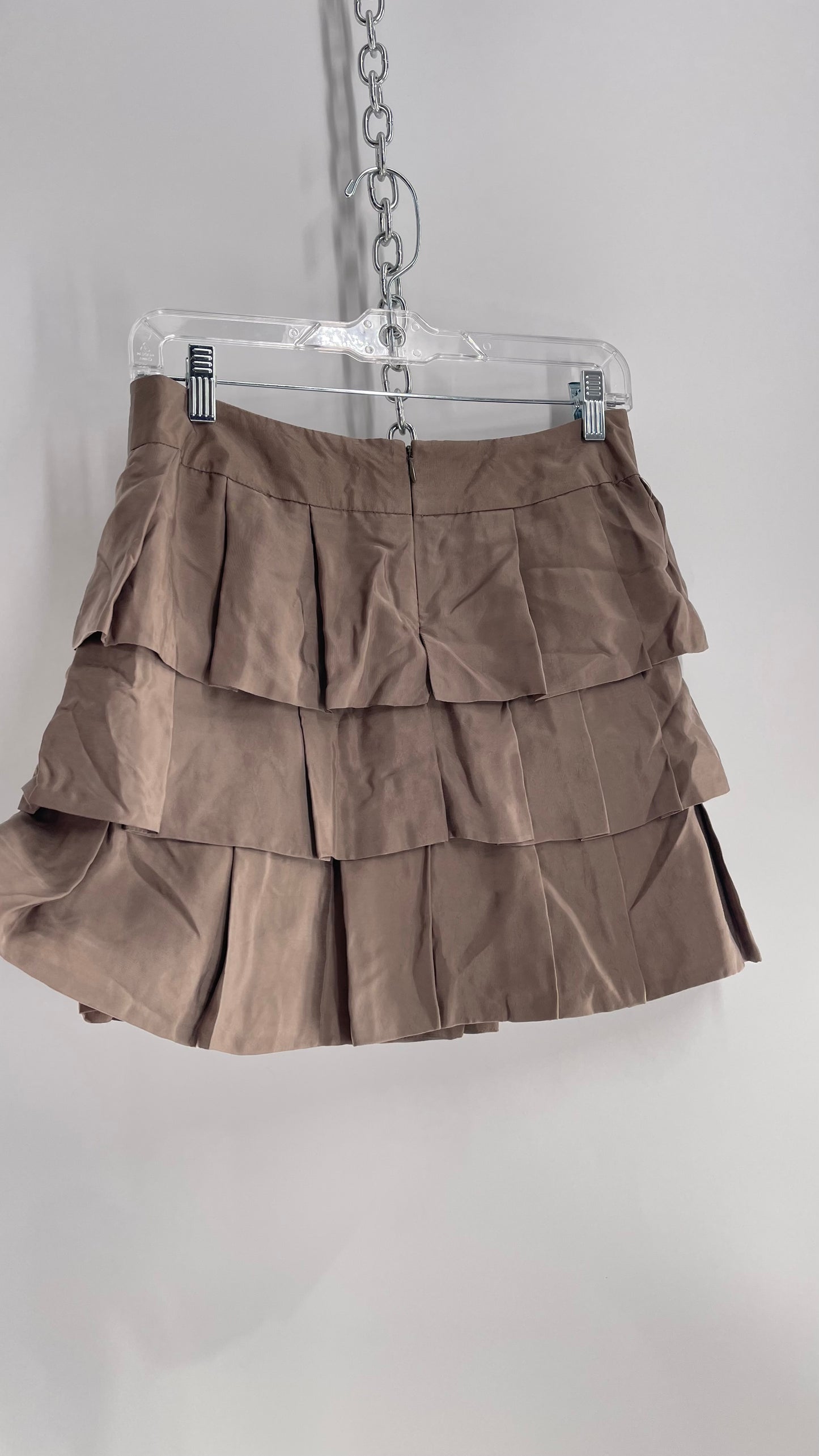 Vintage Banana Republic Tan 100% Cupro Tiered Mini Skirt (4)