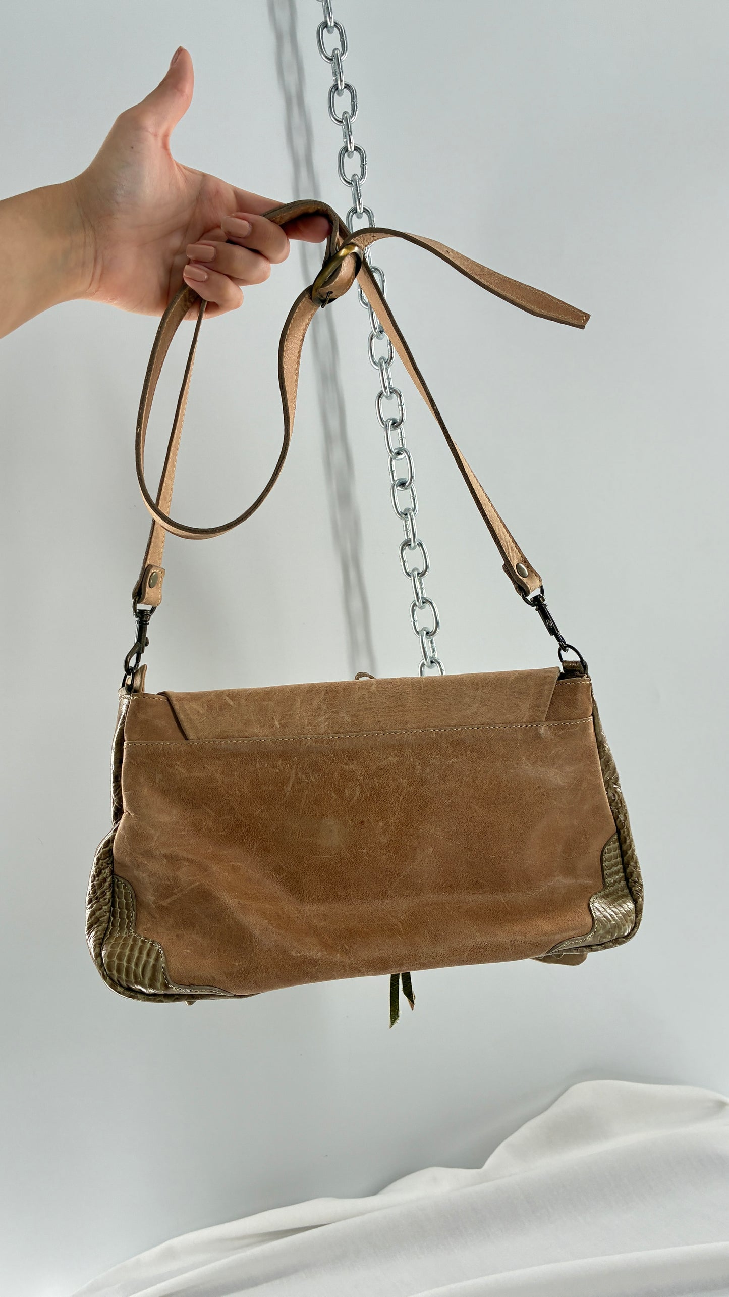 Vintage CLAUDIA ROLDANI Leather Rosette Purse Made in Colombia