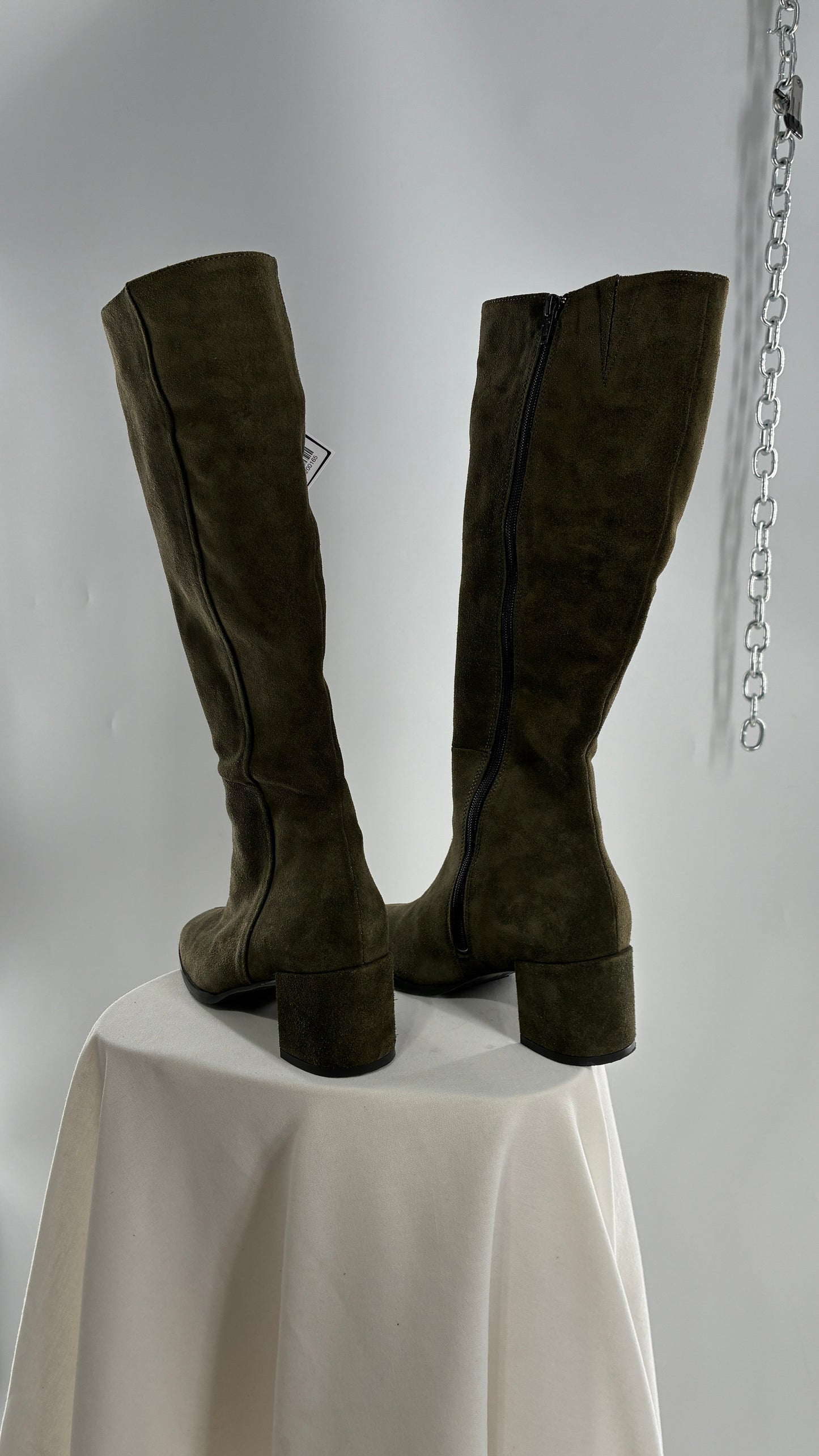 Vintage ERIC MICHAEL Olive Green Suede Boots Square Toe Knee High Boots (36)