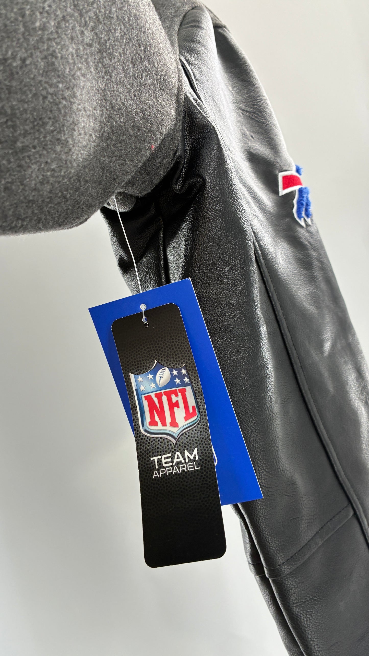 Deadstock Vintage BUFFALO BILLS NFL Varsity jacket  (Medium)