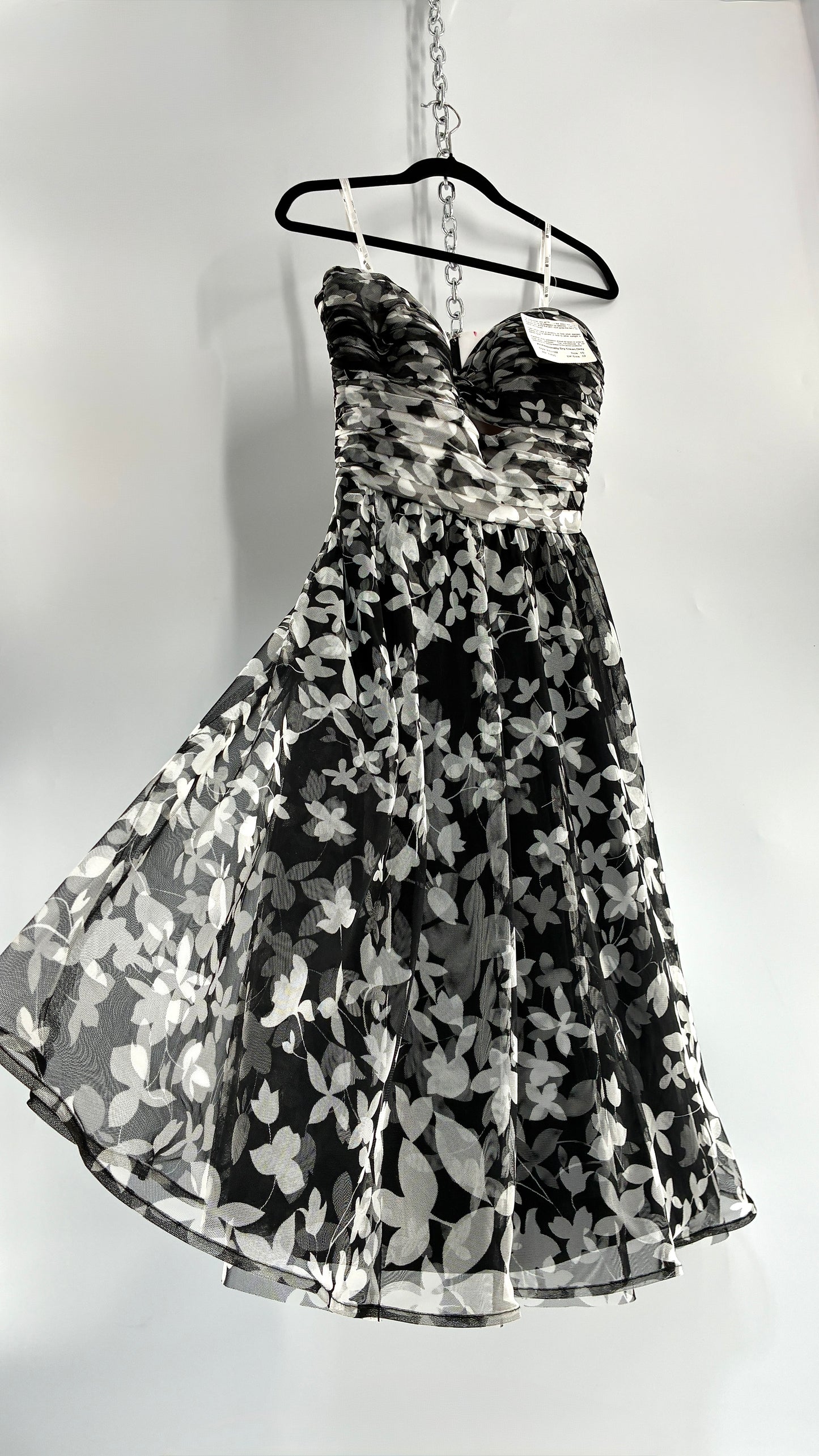 Deadstock Vintage TADASHI Ruched Bust Circle Skirt 1950s Style Black and White Dress (10)