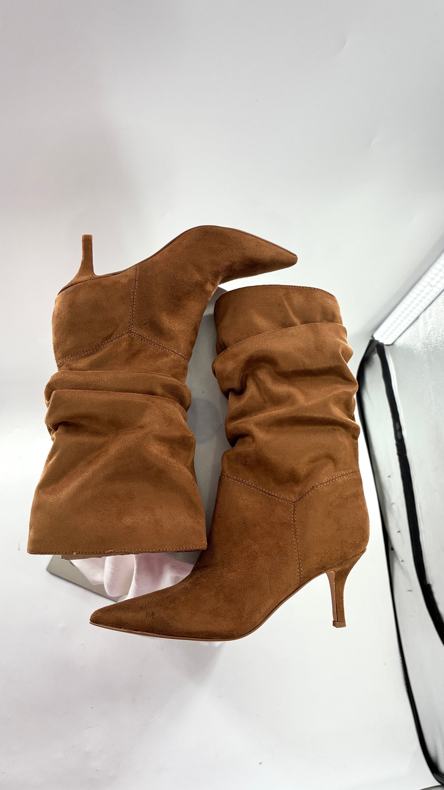 Vintage NINE WEST 1990s Scrunched Pointed Toe Boots (6.5)