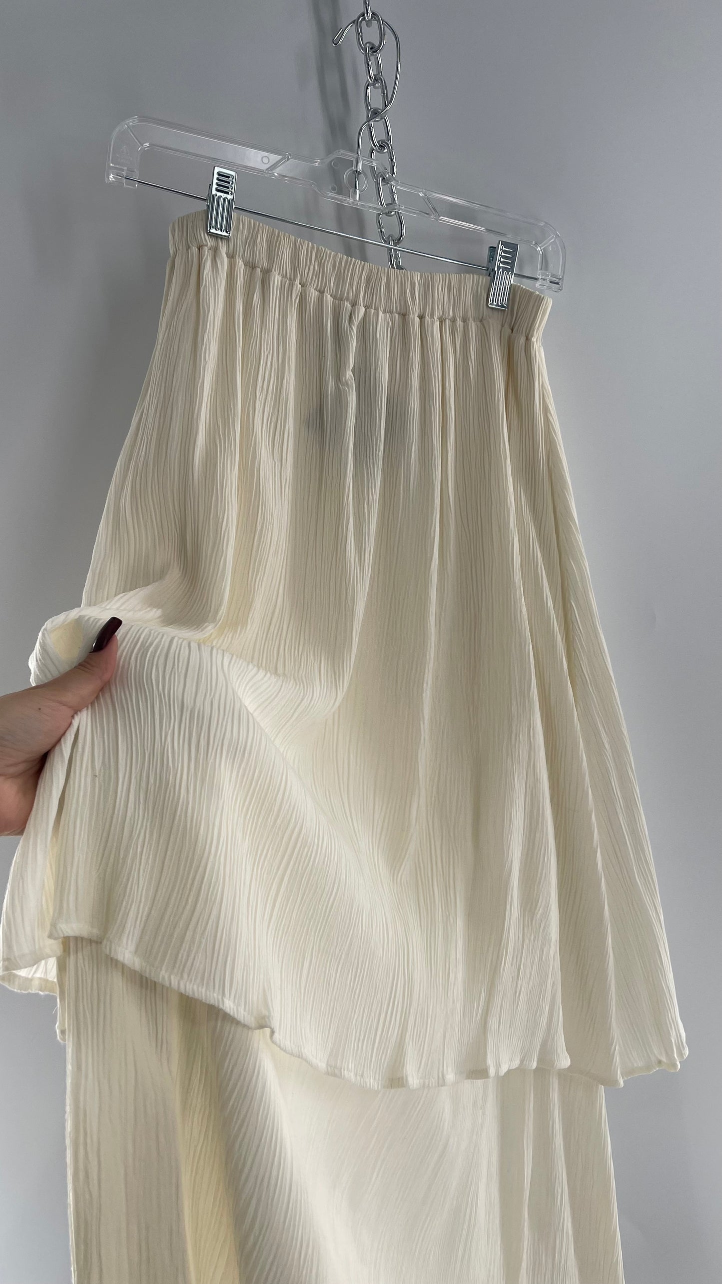 Vintage Barbara Lesser for Felicity Crimped Layered/Tiered Off White Skirt (M)