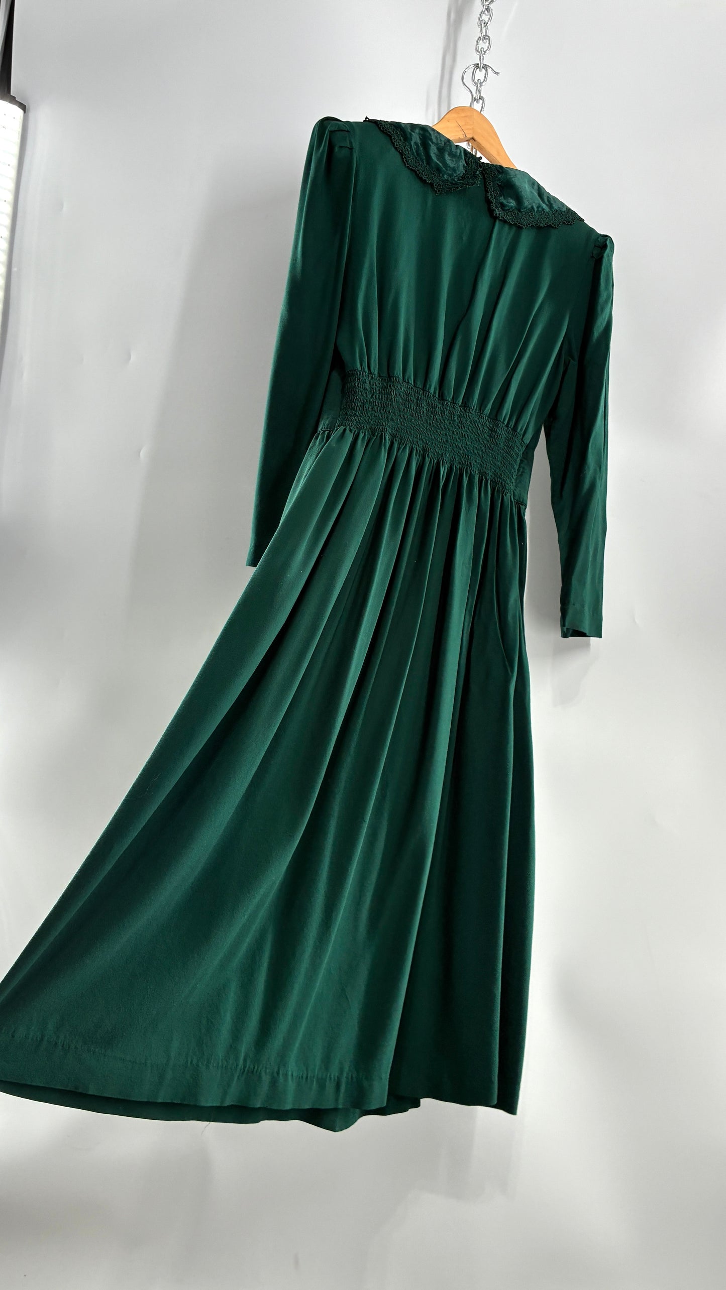 Vintage 1960s LG Star Forest Green Button Front, Velvet Collar Gown (10)