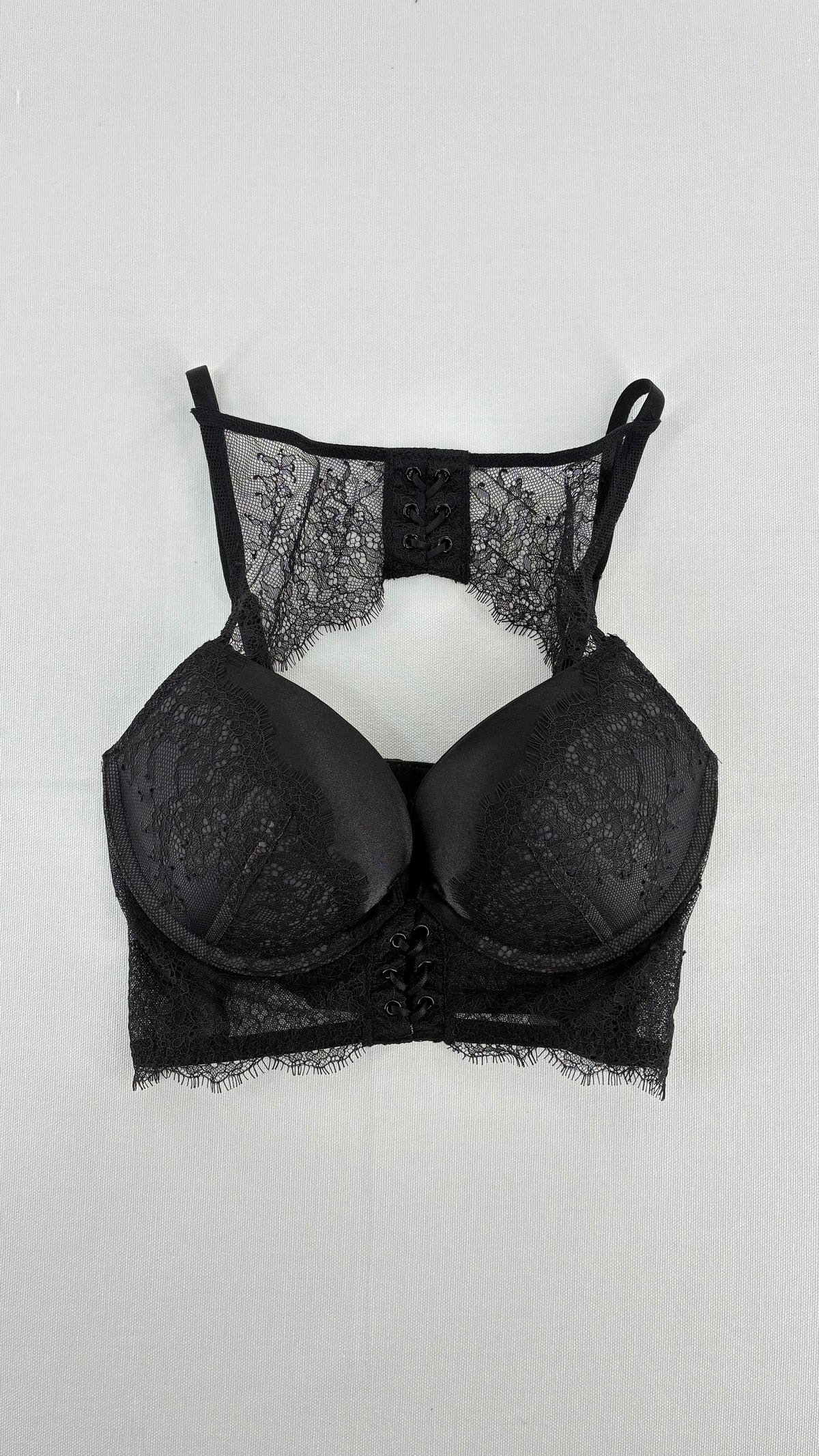 Vintage VICTORIA’S SECRET Black Push Up Bralette with Lace Neckline (32C)