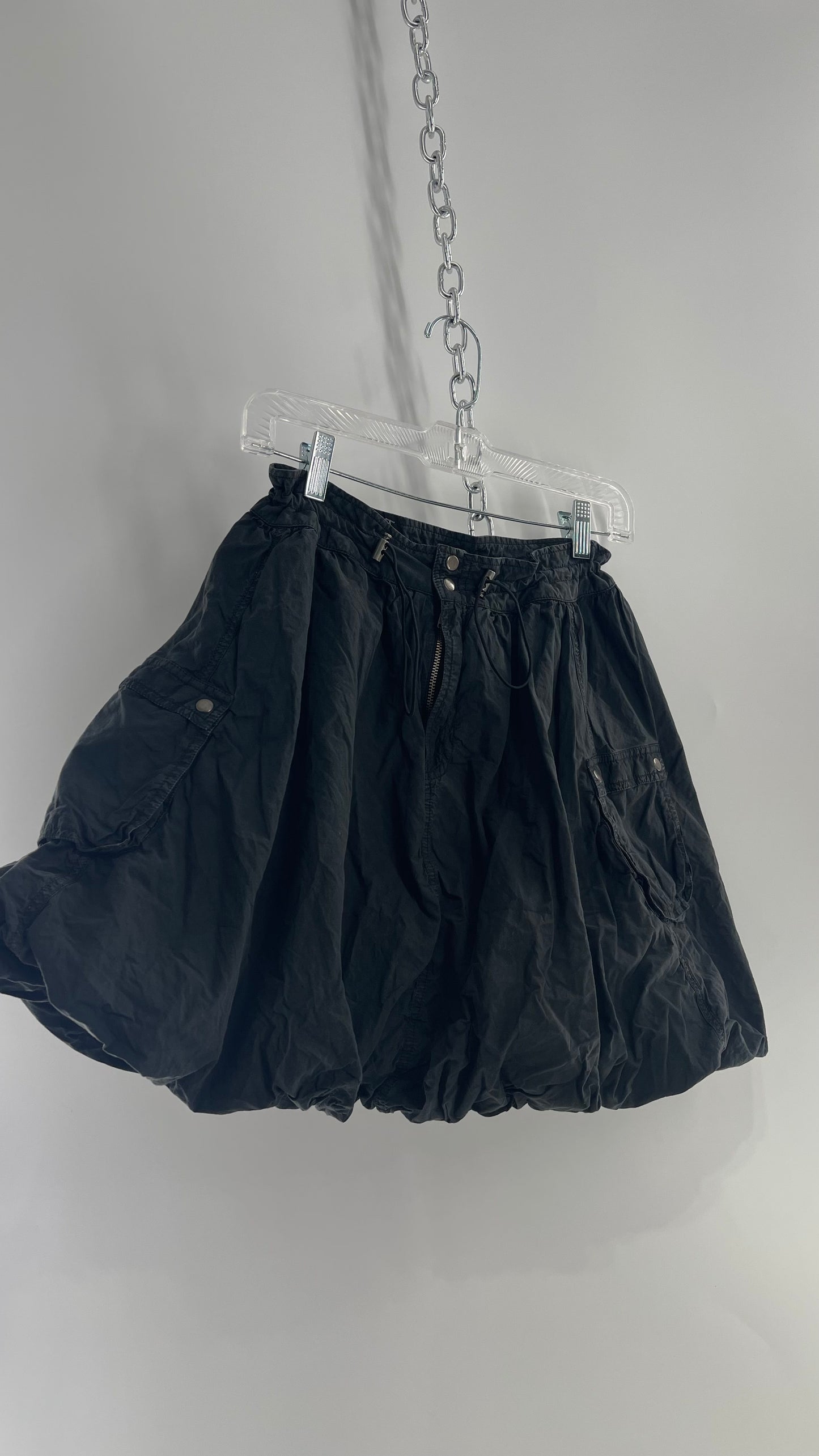 Pilcro Anthropologie Black Cargo Skirt with Drawstring Waist and Bubble Hem (4)