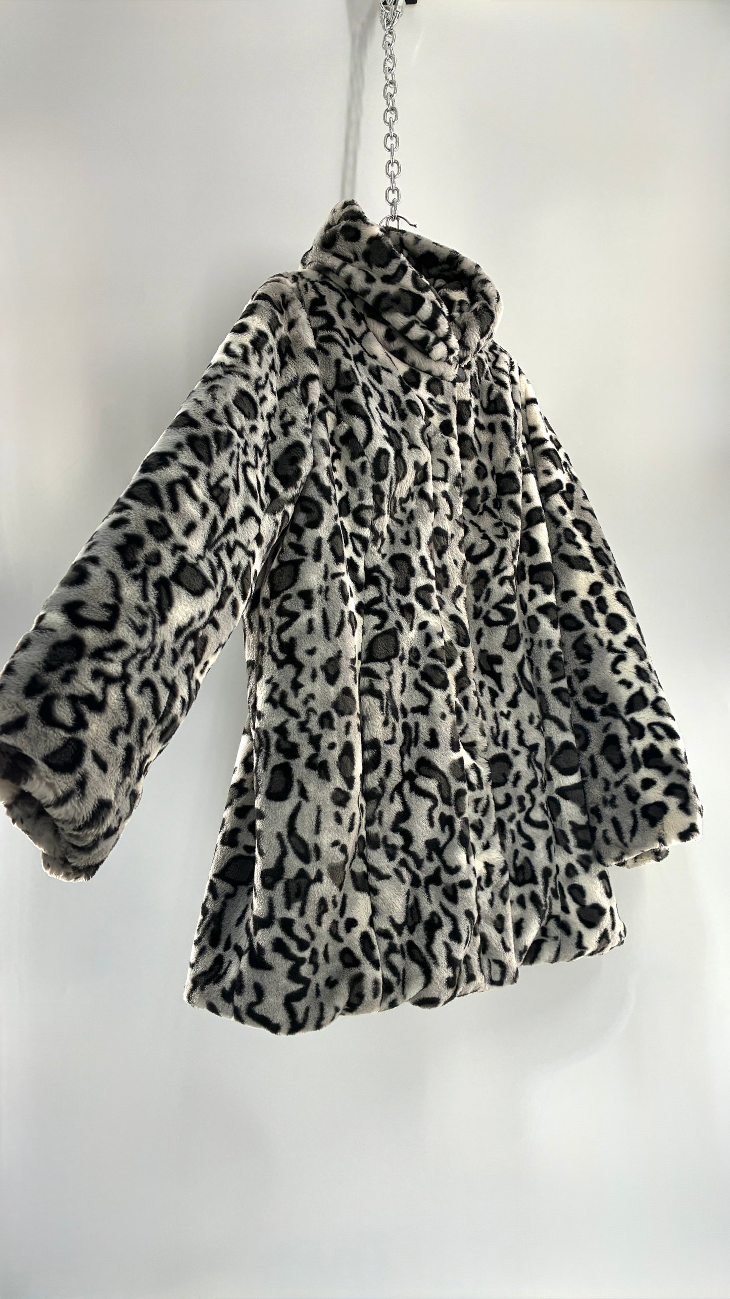 Vintage DENNIS BASSO Reversible Leopard Fur and Quilted, Hooded Coat (Large)