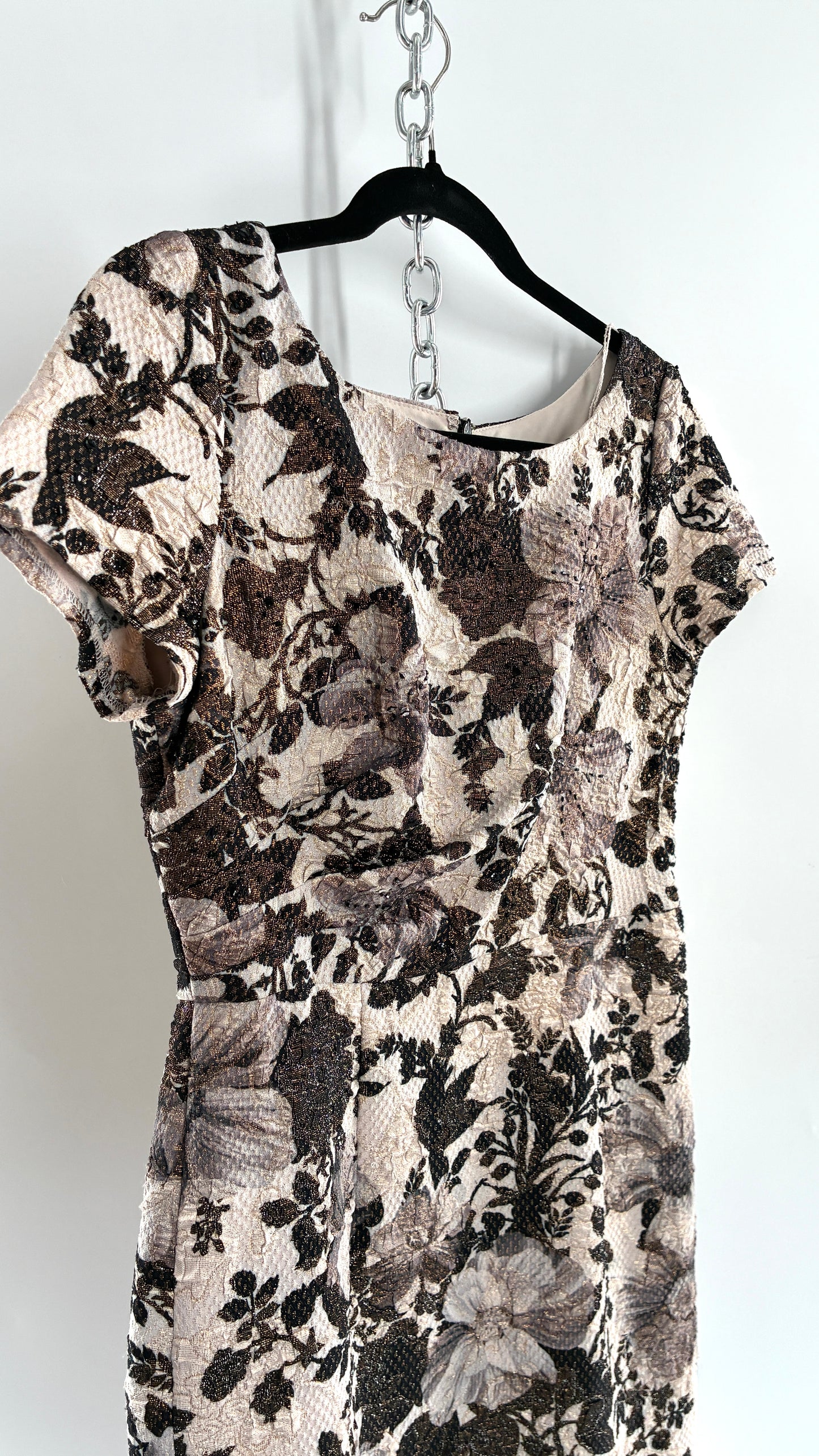 Vintage Adrianna Papell Neutral Floral Dress with Beading and Gold Sheen (6P)