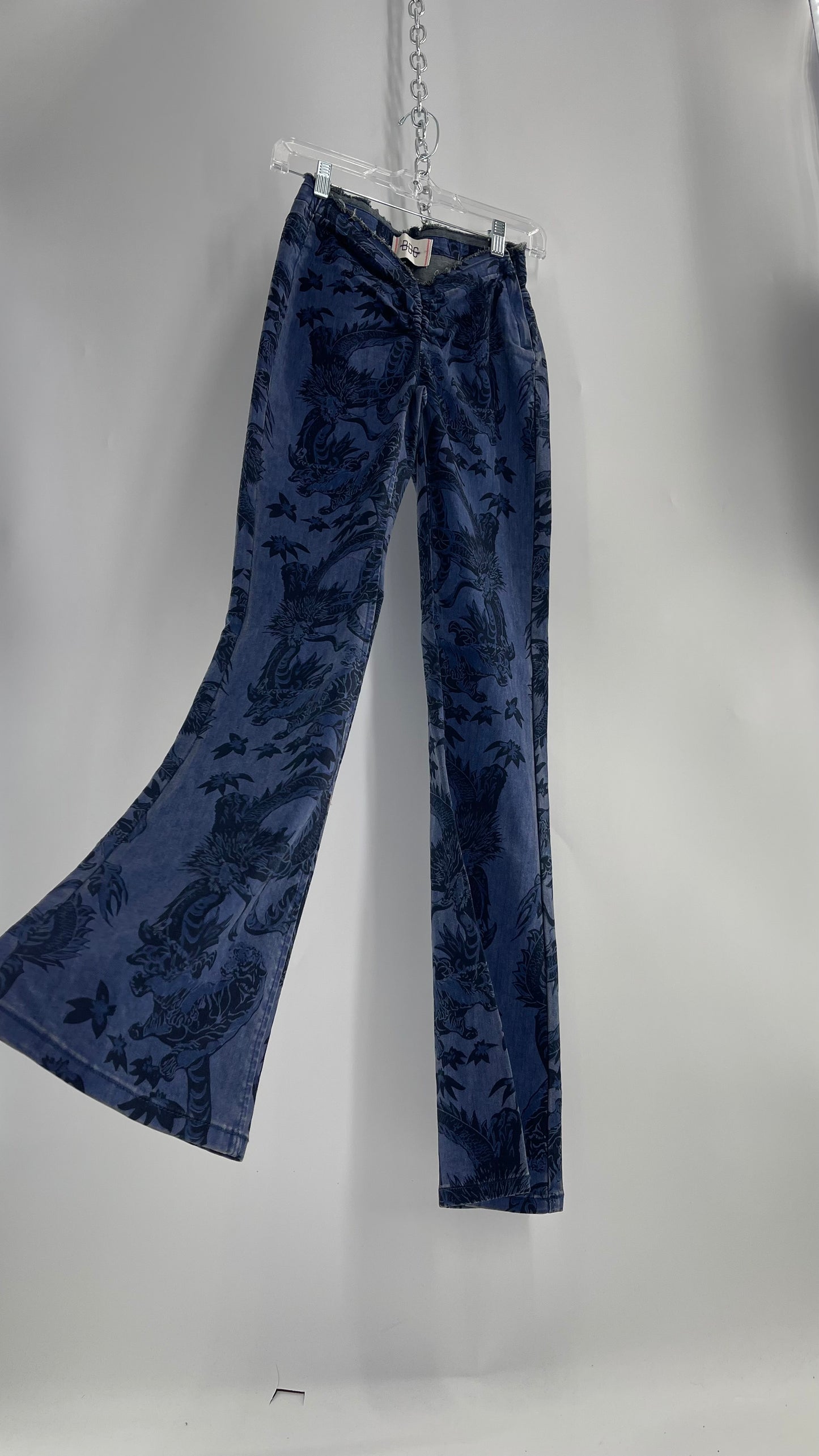 BDG Urban Outfitters Blue Kick Flare Scrunch Waist Jeans with Dragon Pattern (25)