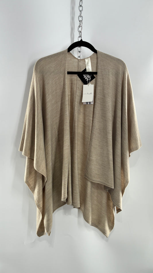 Simply NOELLE Beige Knit Cape with Tags Attached (One Size)
