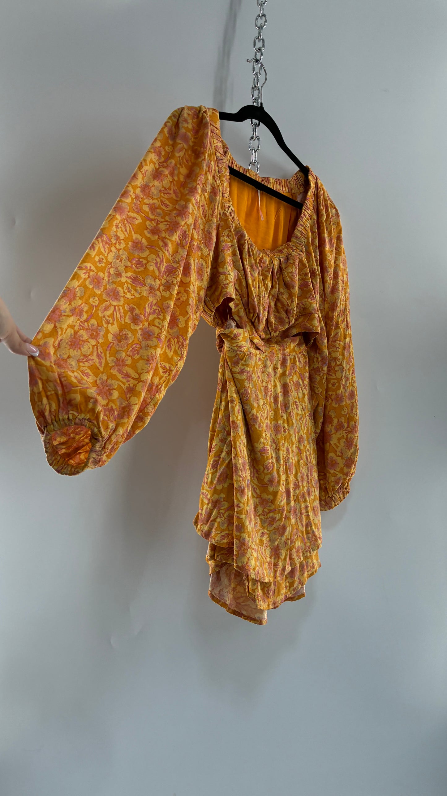 Free People Yellow Cut Out Golden Florals Dress with Ruched Bust and Balloon Sleeves Worn (XS)