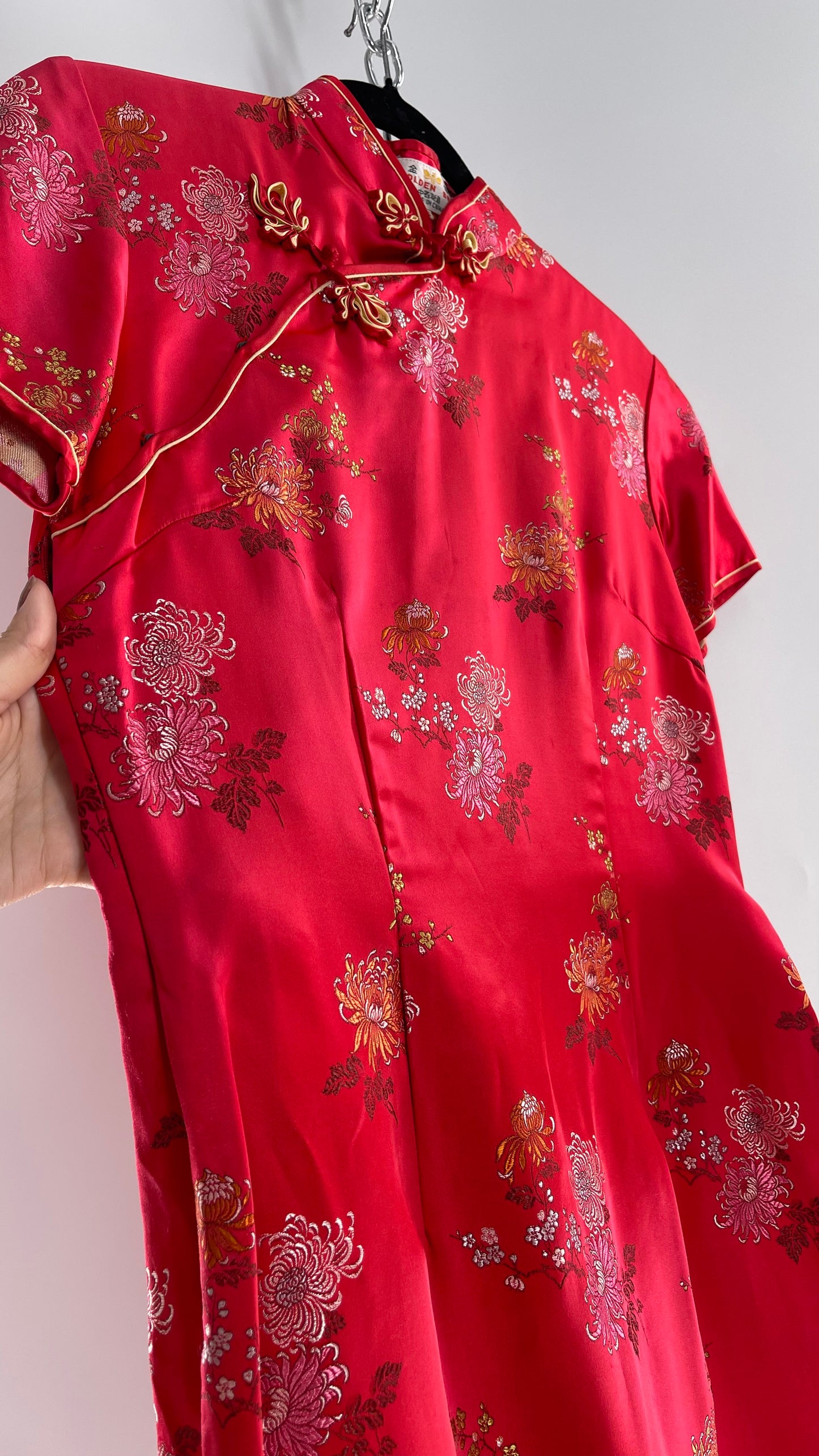 Vintage Golden Bee Silk Chinese QiPao  (C) (36)