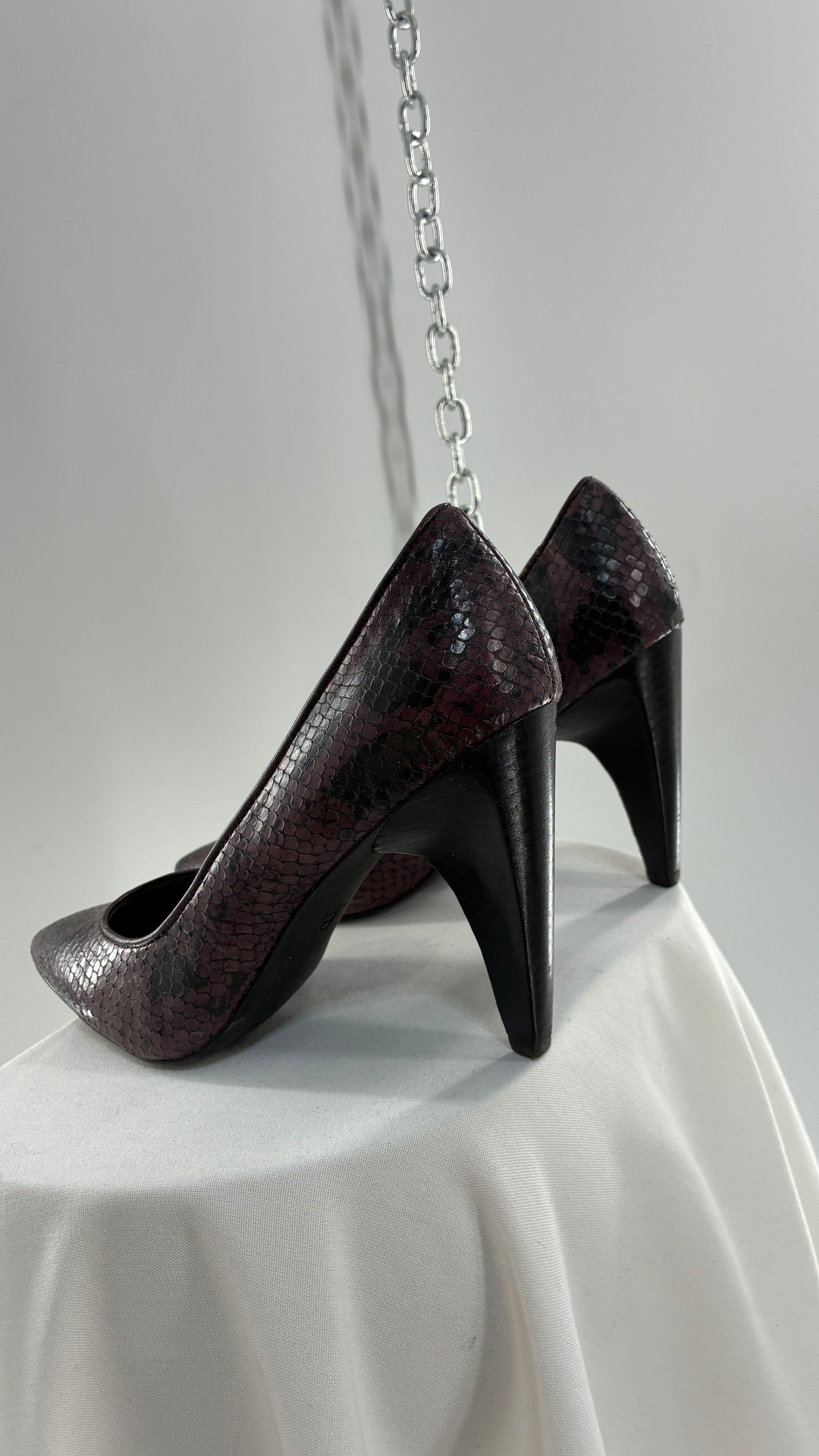 Vintage B MAKOWSKY Snake Embossed Pointed Toe Heel with Block Heel (9.5)