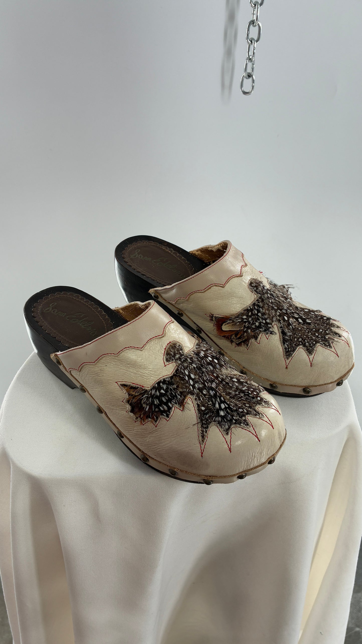 RARE 1970s Vintage SAM EDELMAN Cream Leather Clog with Feathered Phoenix (8)