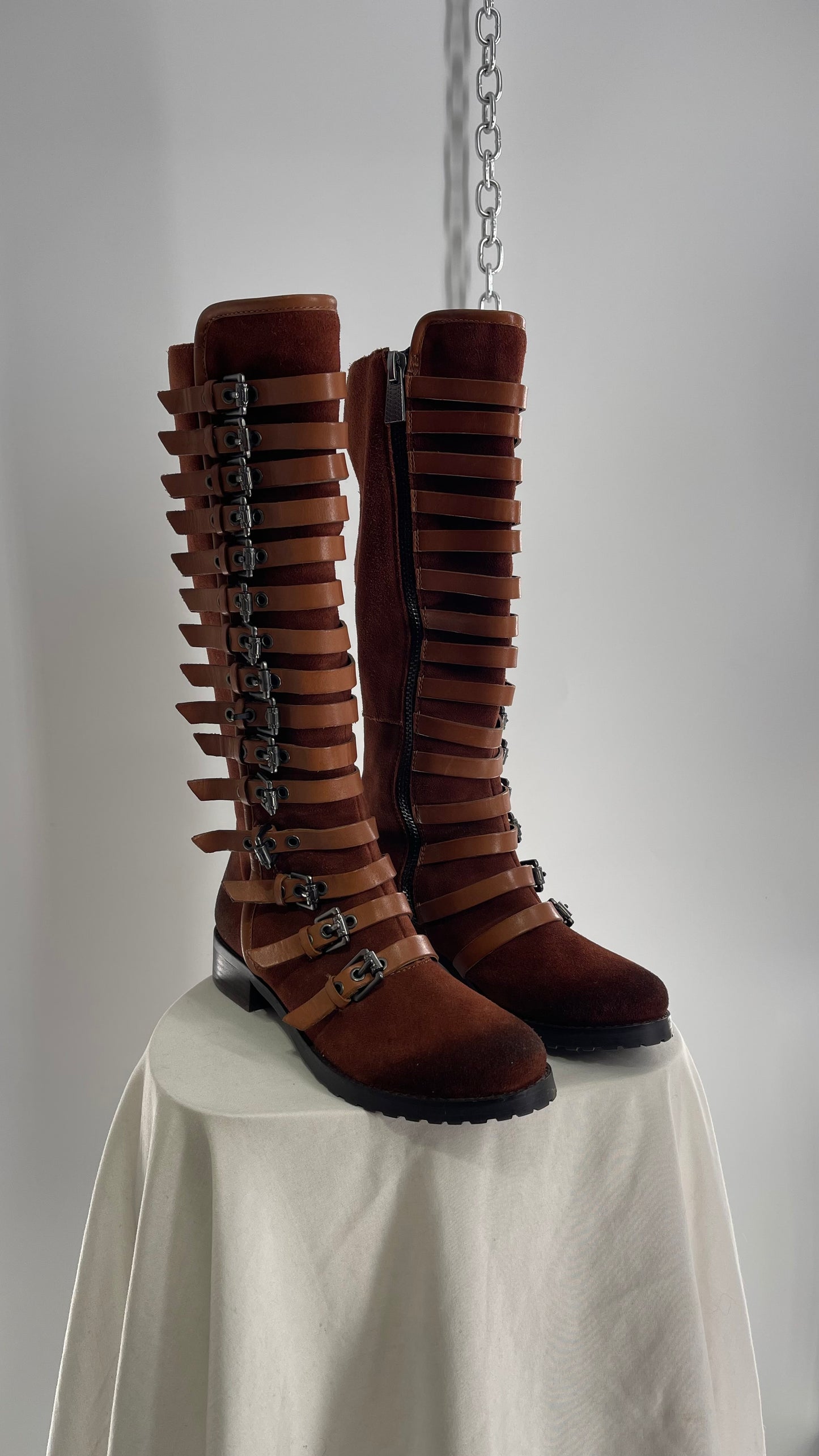 Deadstock Vintage LUXURY REBEL Suede Leather Buckle Boots (36)
