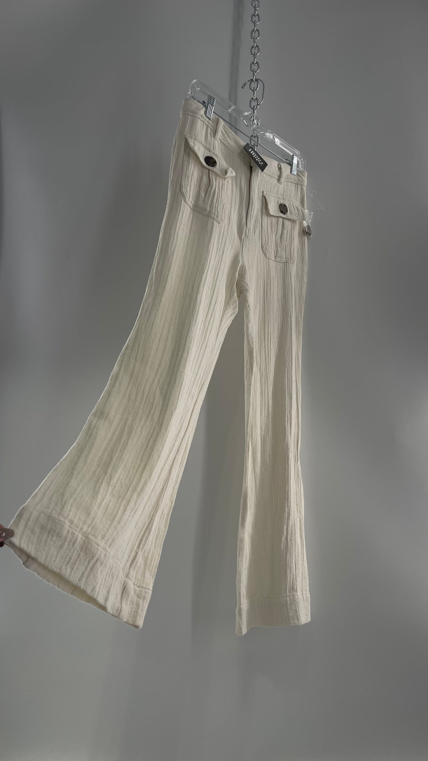 Free People White 55% Linen 45% Cotton Crimped Kickflare with Double Pockets and Brown Tropical Style Button (8)