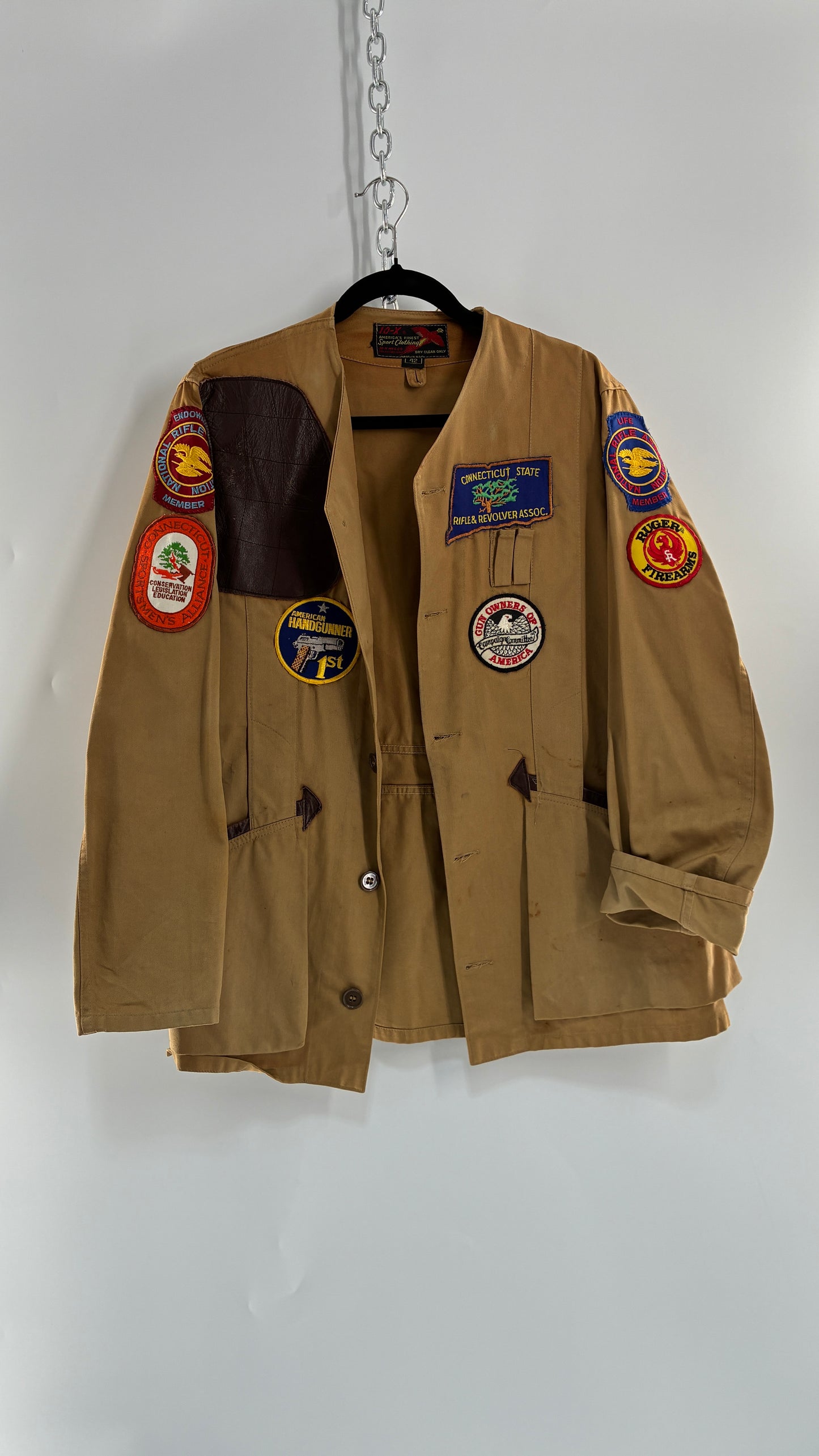 Vintage CT Ranger Shooting/Hunting Jacket Covered in Badges (42/Medium)