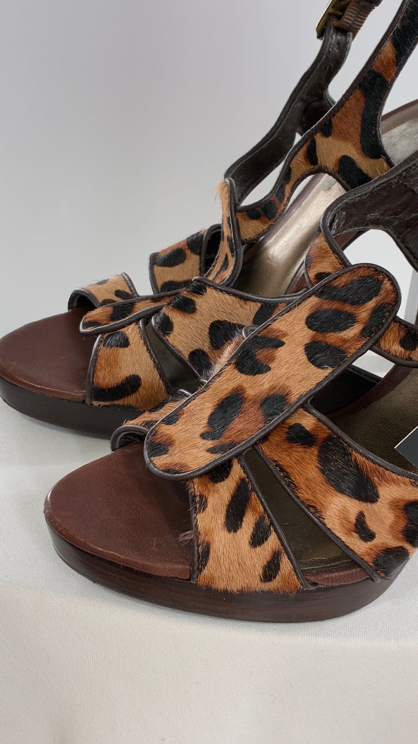 Vintage 1990s INC Cheetah Printed Hide Strappy Heels with Wooden Heel (7)