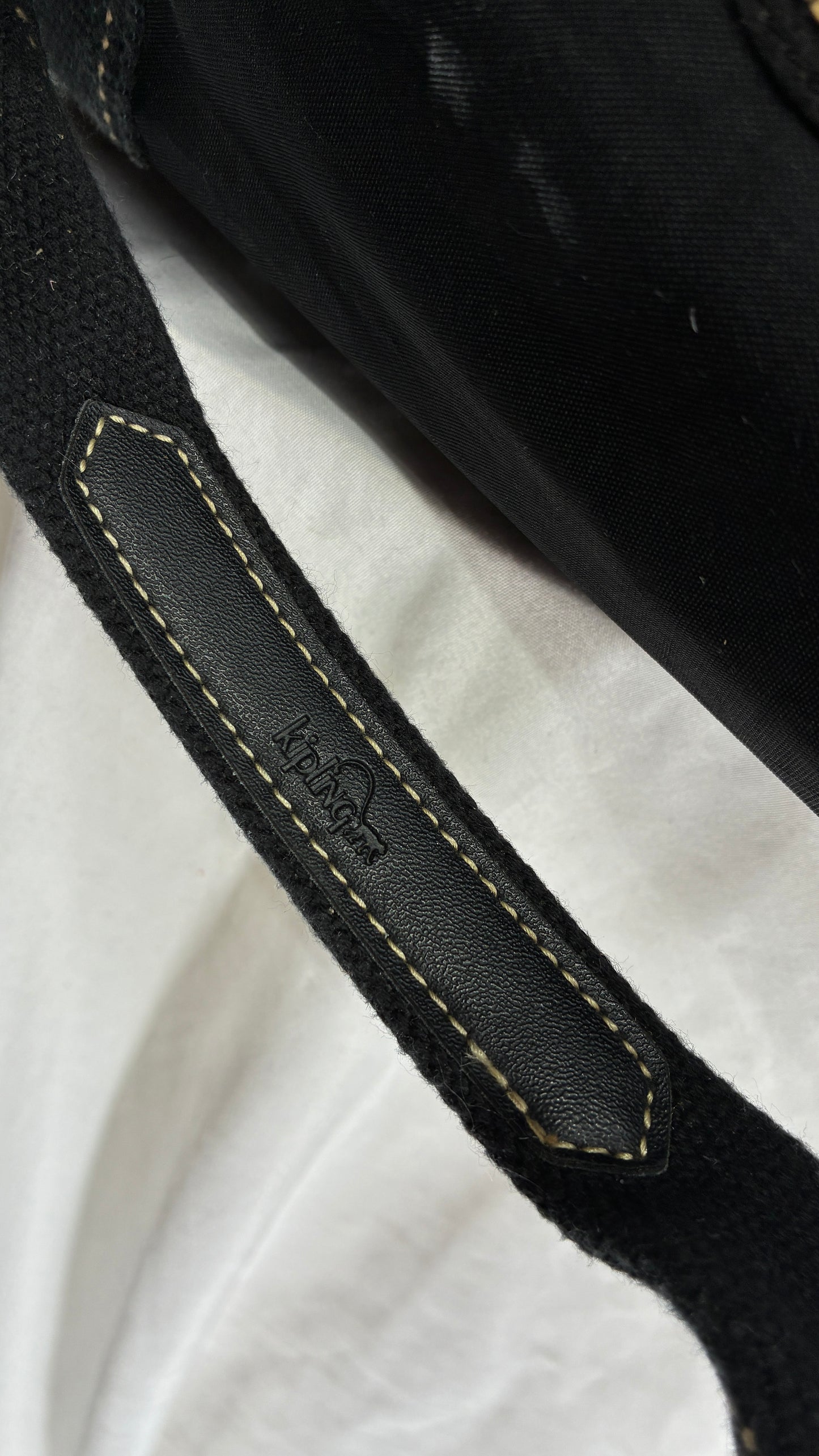 Vintage KIPLING Black Rolling Luggage Duffle Bag Suitcase with Extendable Handle