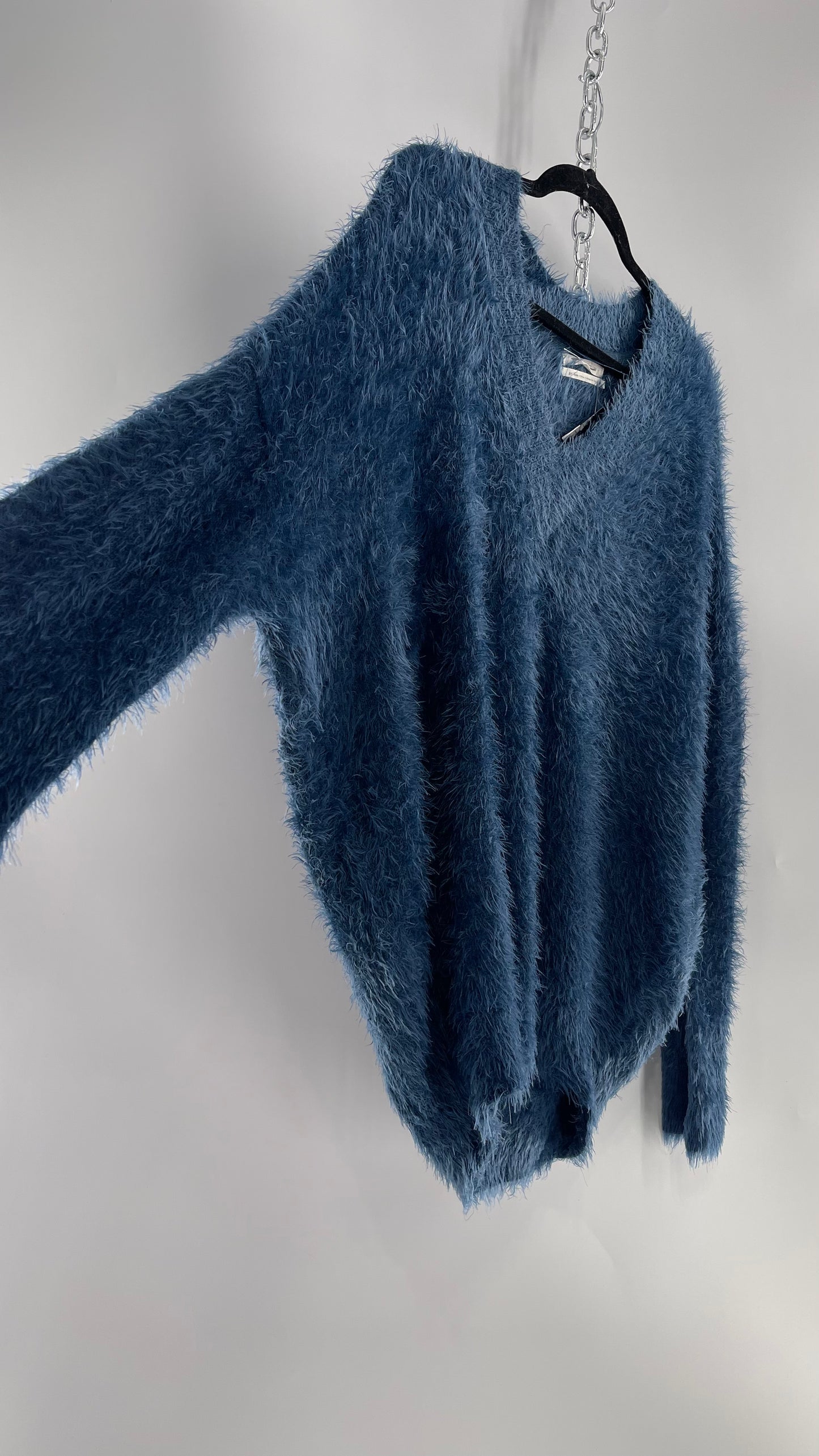 Urban Outfitters Blue Shaggy/Fuzzy Slouchy Sweater (Small)