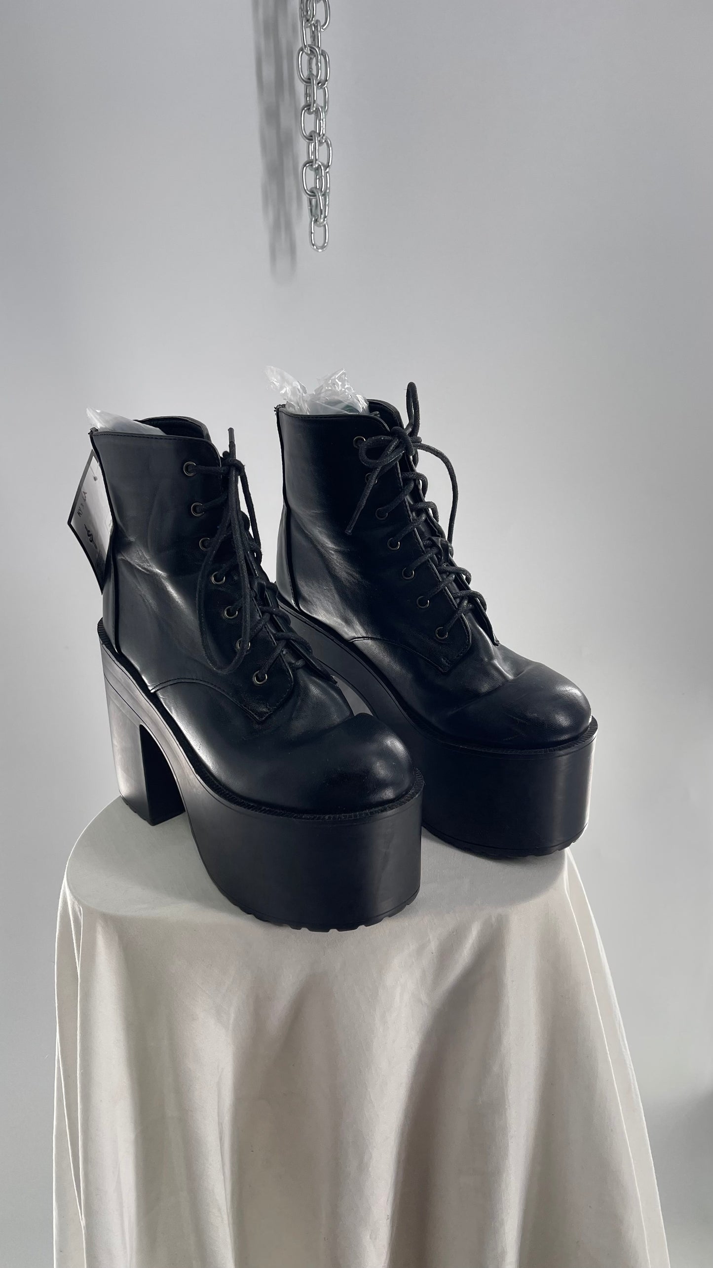 Vintage NY X LA Black Leather Platform Chunky Heel Combat Boot (8)